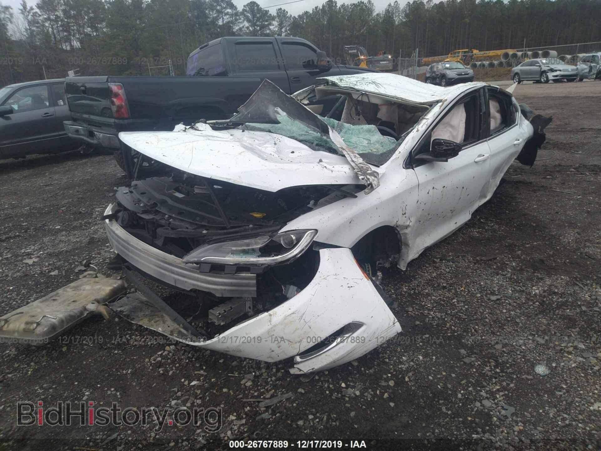 2016 CHRYSLER 200 - VIN: 1C3CCCAB3GN178878 - Фото 2
