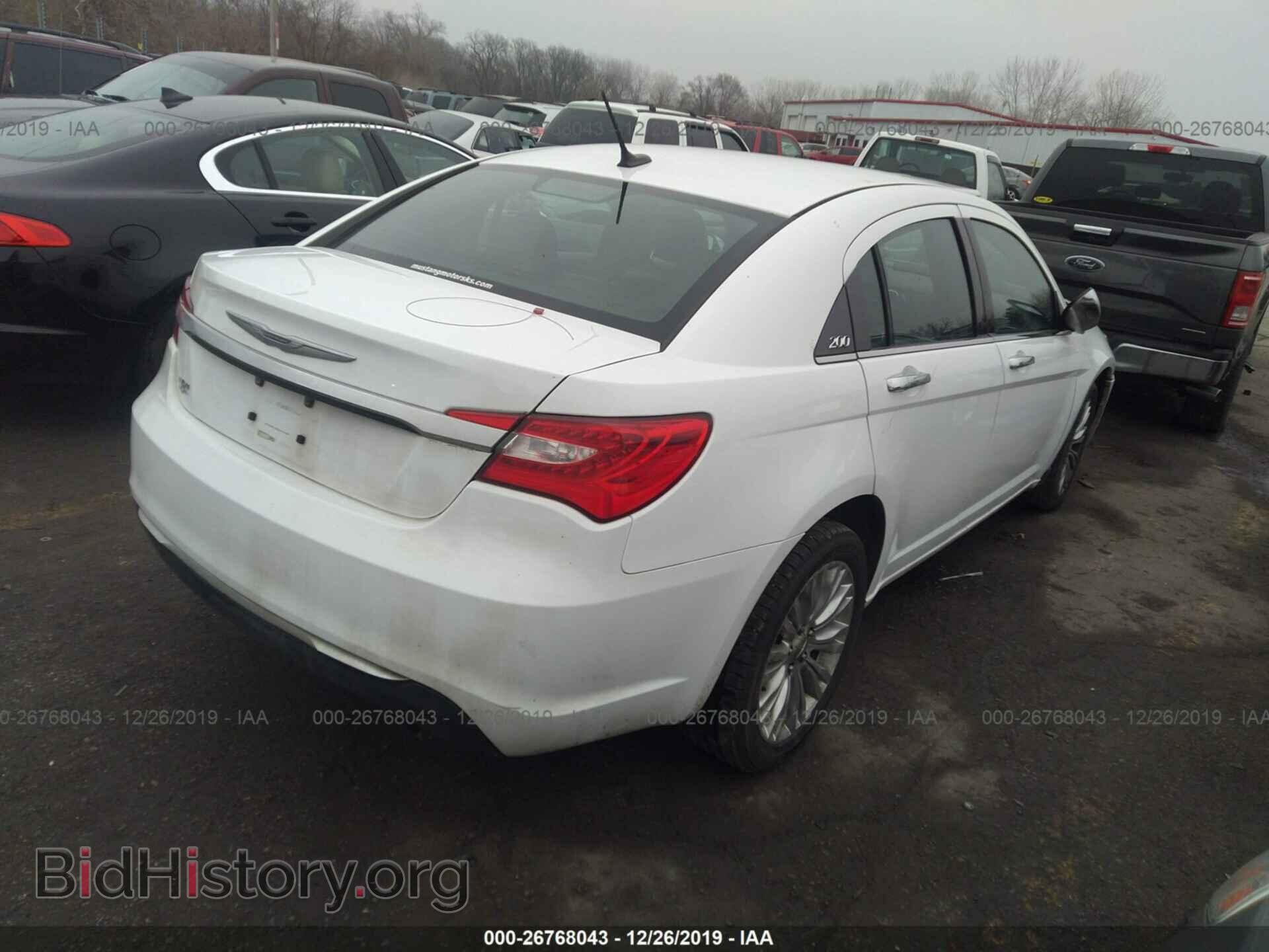 2012 CHRYSLER 200 - VIN: 1C3CCBCB5CN124239 - Photo 4