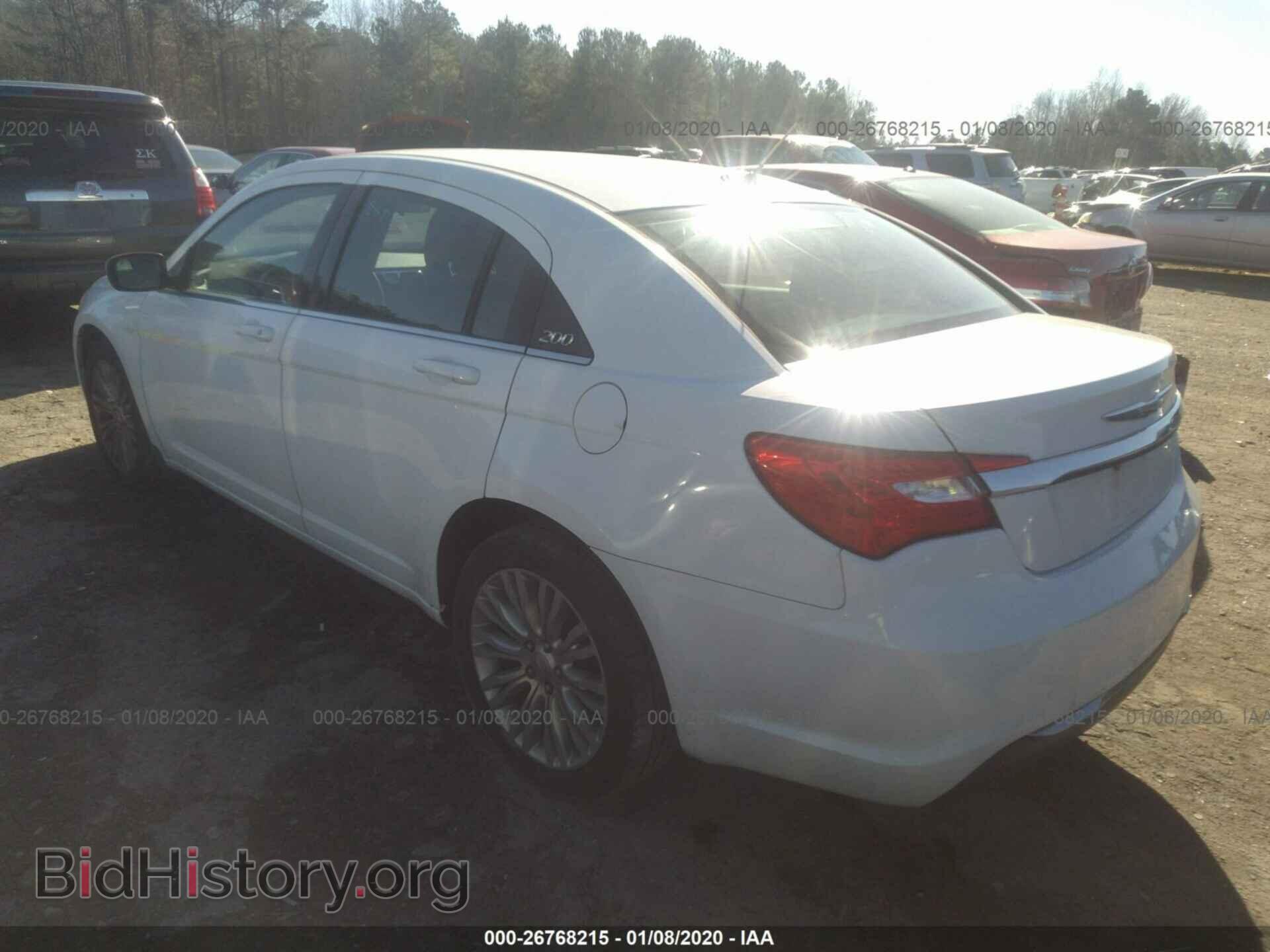 2012 CHRYSLER 200 - VIN: 1C3CCBAB8CN134587 - Фото 3