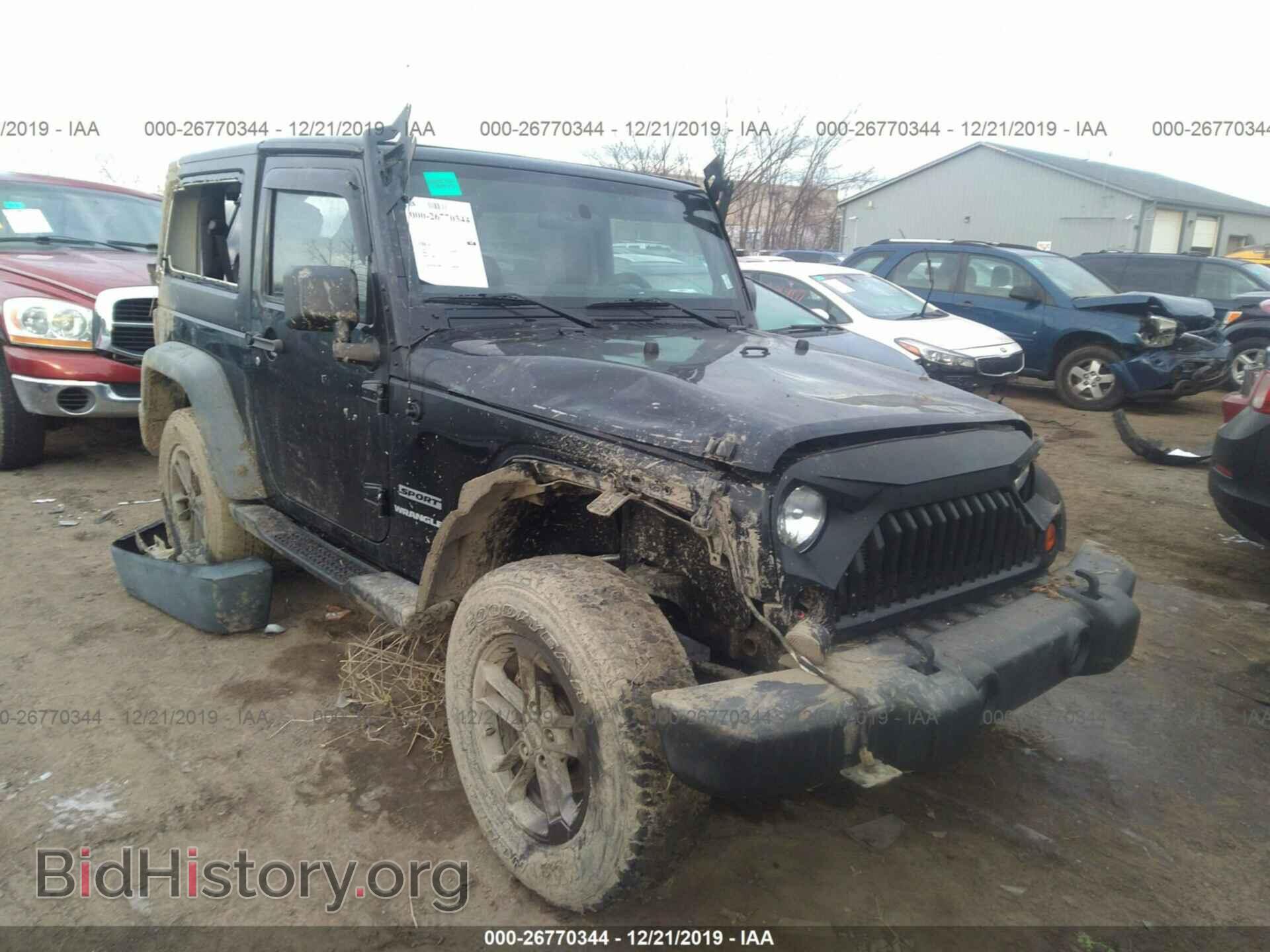 Фотография 1J4AA2D11BL549699 - JEEP WRANGLER 2011