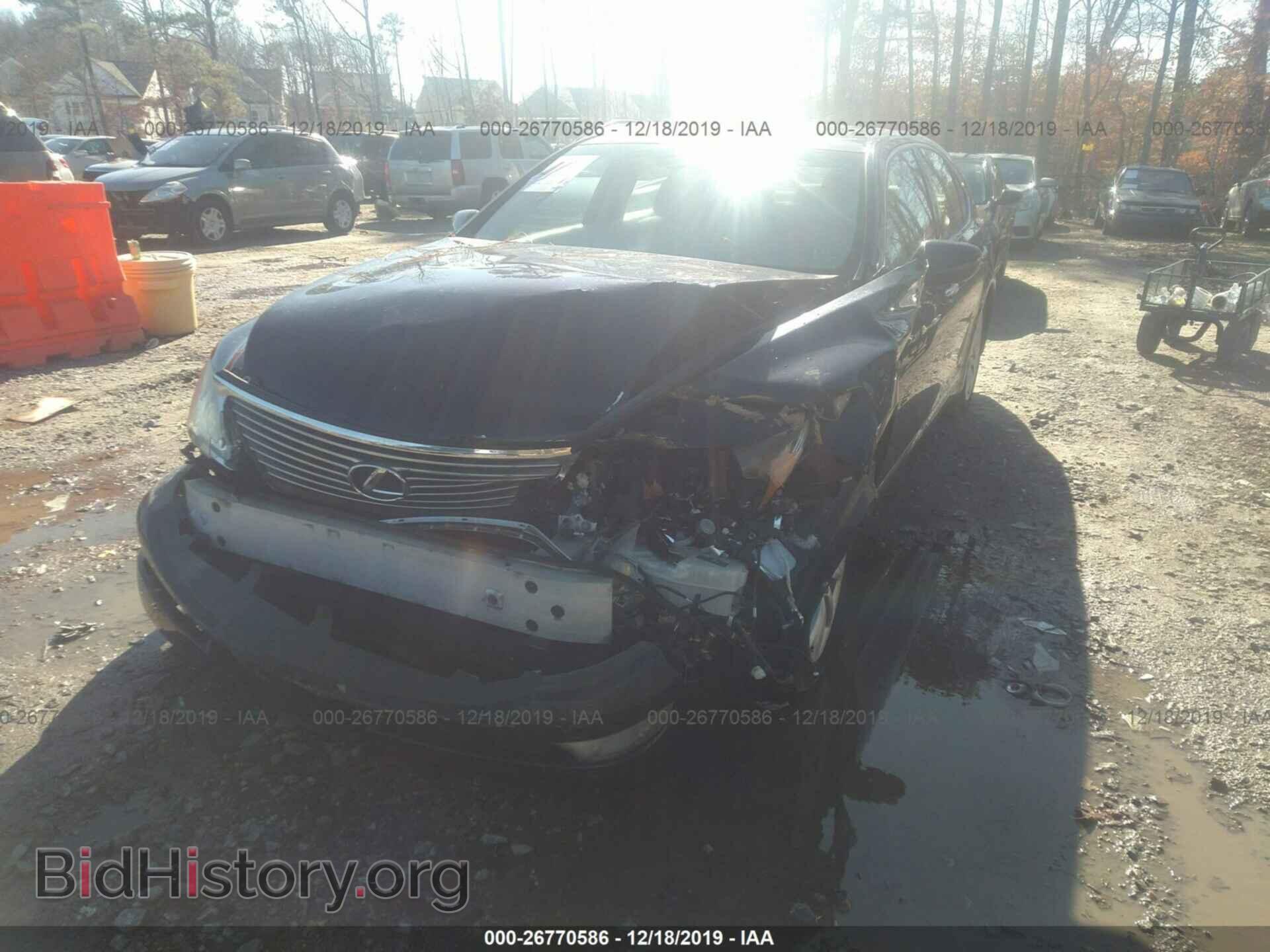 2007 Lexus LS - VIN: JTHBL46F775019384 - Photo 2