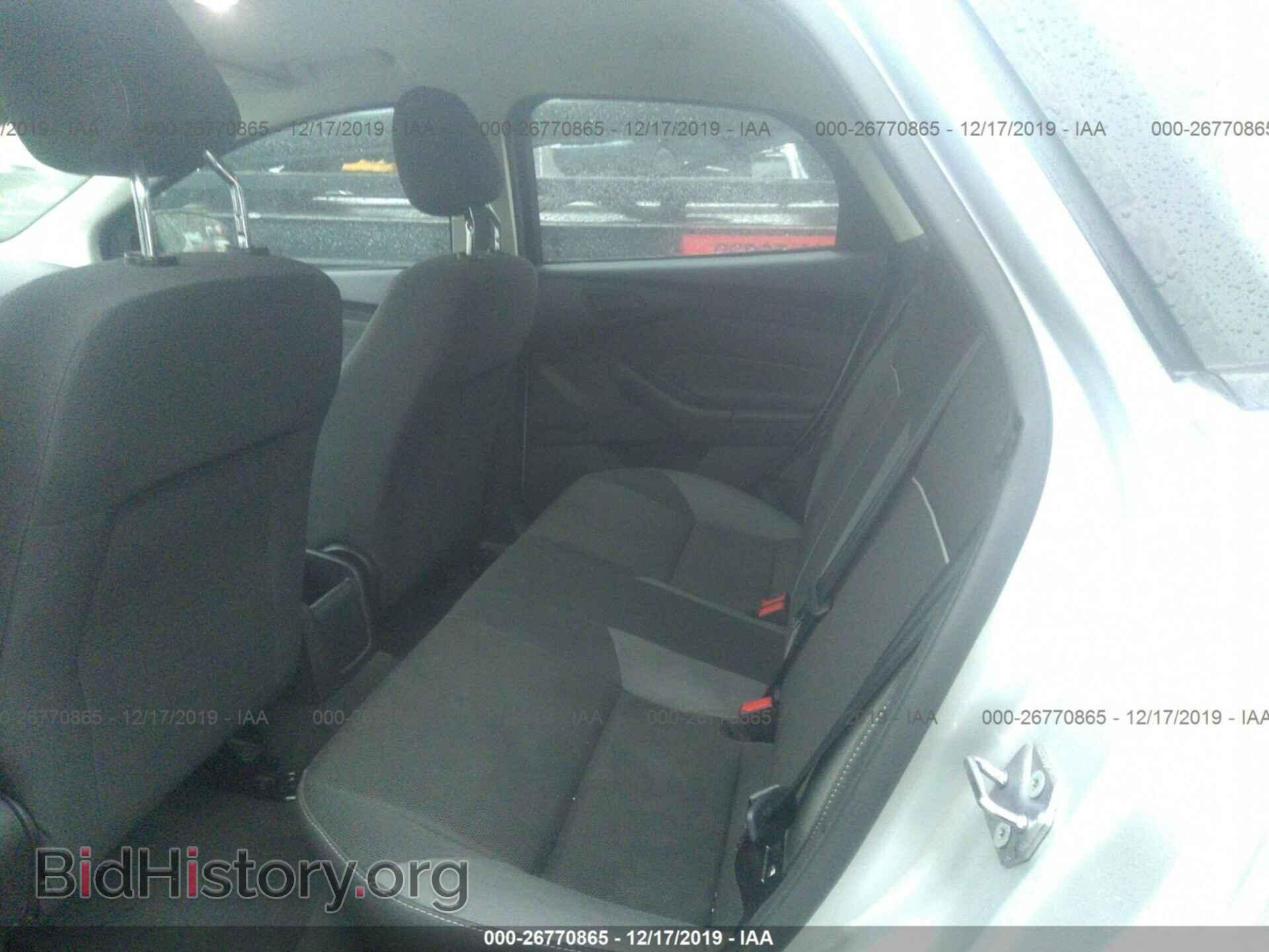 2012 Ford FOCUS - VIN: 1FAHP3E23CL232207 - Photo 8