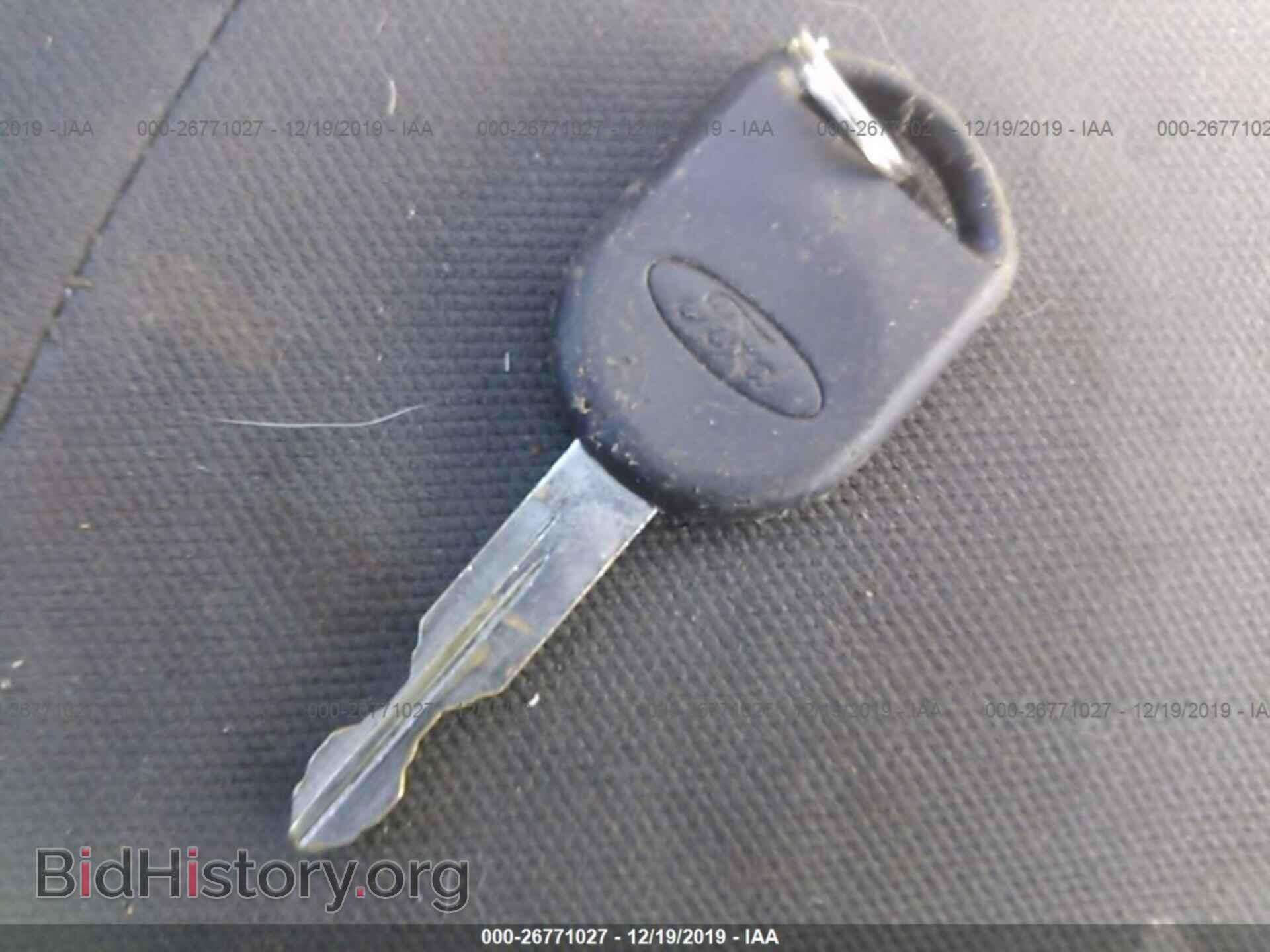 2005 FORD EXPEDITION - VIN: 1FMPU14575LA54573 - Фото 11