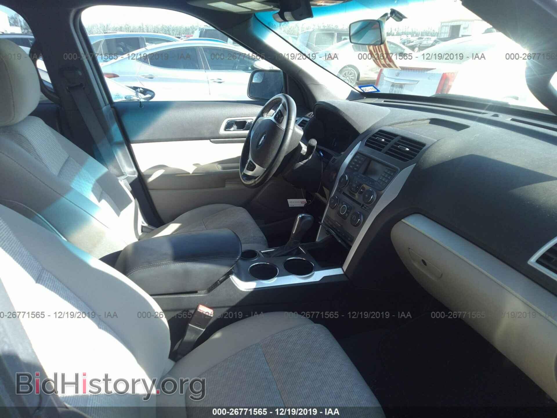 2011 Ford Explorer - VIN: 1FMHK7D88BGA15213 - Photo 5