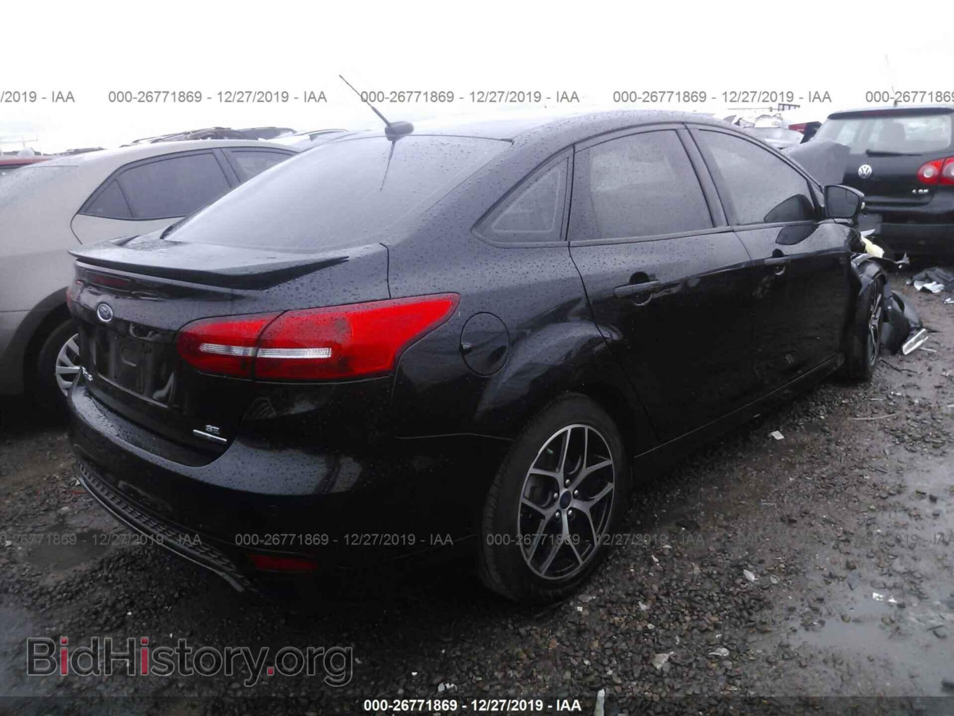 2016 Ford FOCUS - VIN: 1FADP3F27GL297581 - Фото 4
