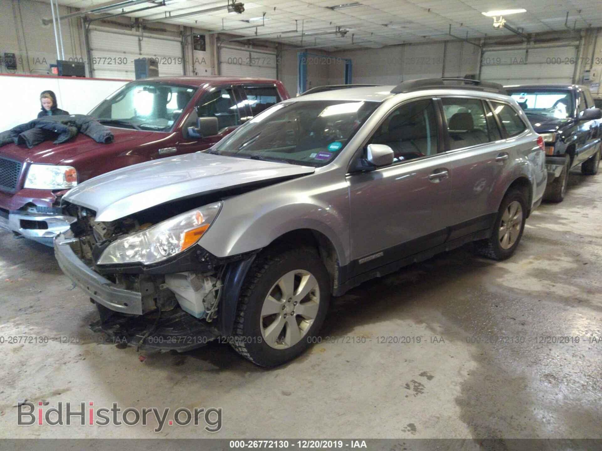 2012 SUBARU OUTBACK - VIN: 4S4BRBAC4C3211560 - Photo 2