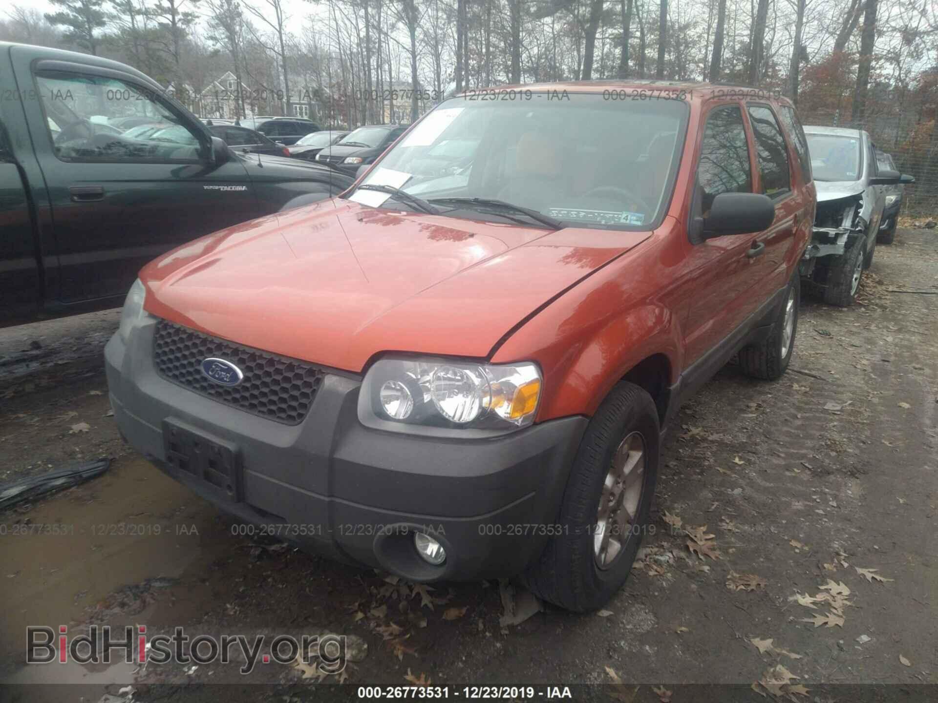 2007 FORD ESCAPE - VIN: 1FMYU03107KB17230 - Фото 2