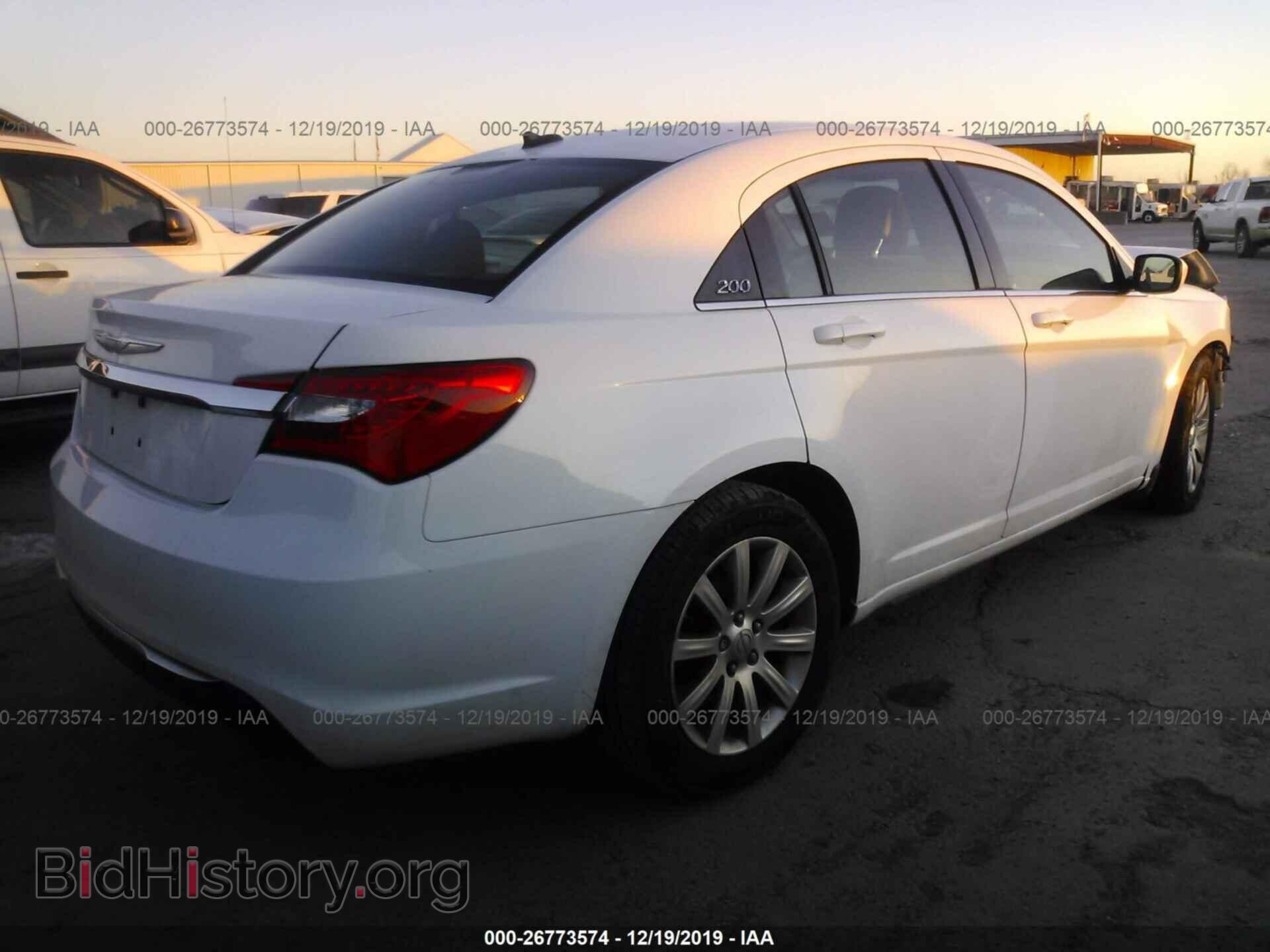 2013 CHRYSLER 200 - VIN: 1C3CCBBG2DN677980 - Photo 4