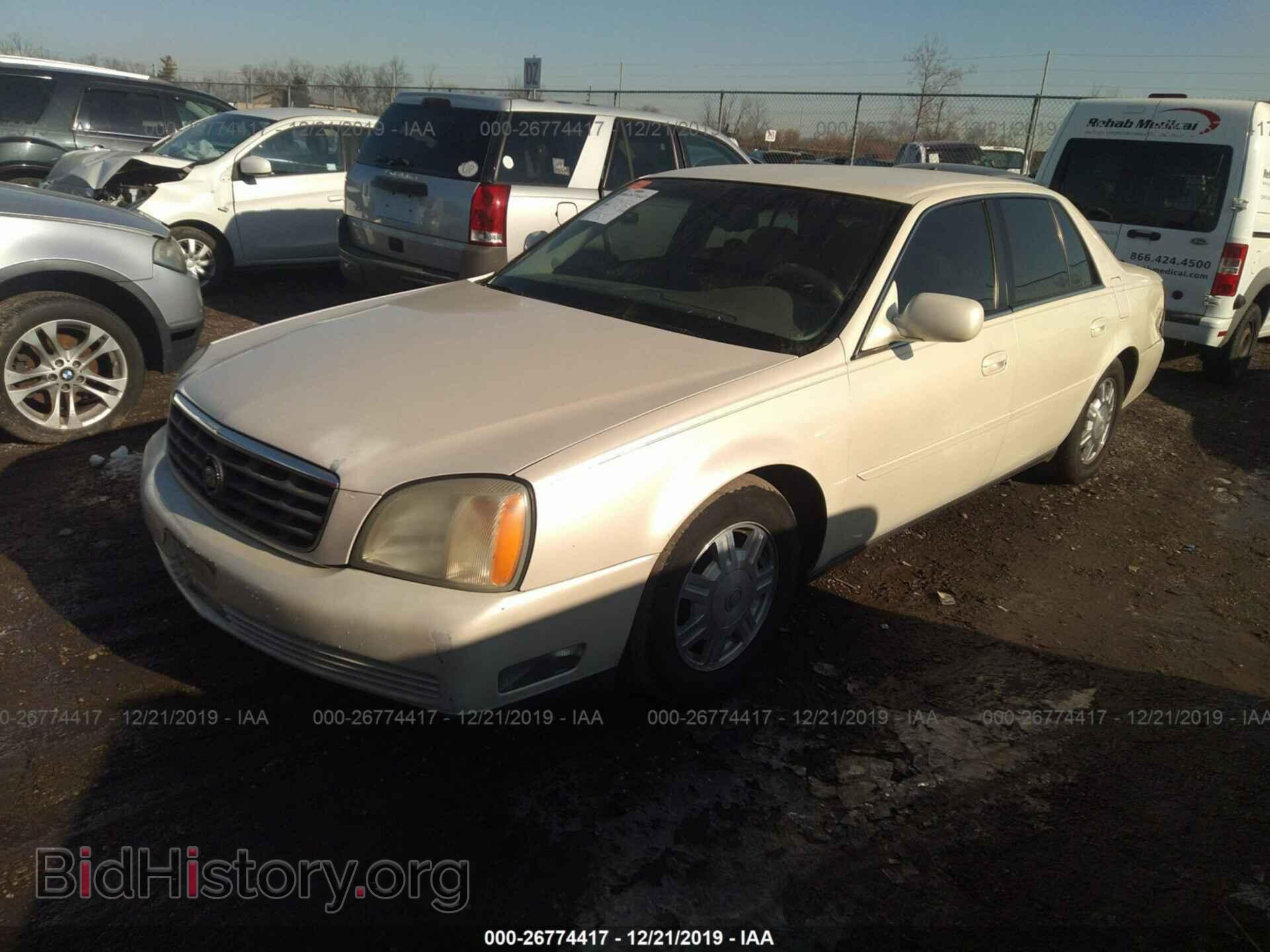 2001 Cadillac Deville - VIN: 1G6KE57Y41U300351 - Photo 2