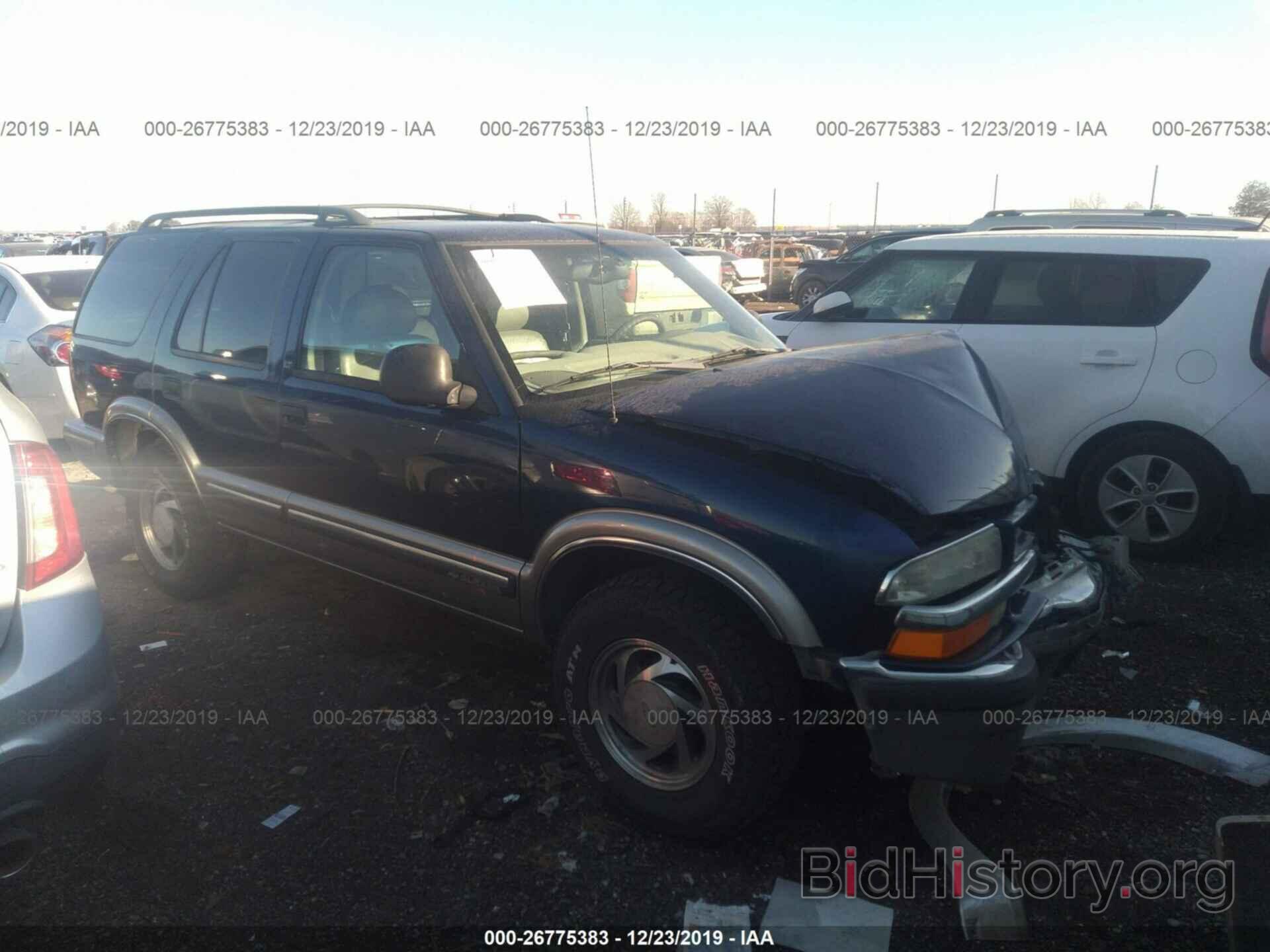 Photo 1GNDT13W2W2193853 - CHEVROLET BLAZER 1998