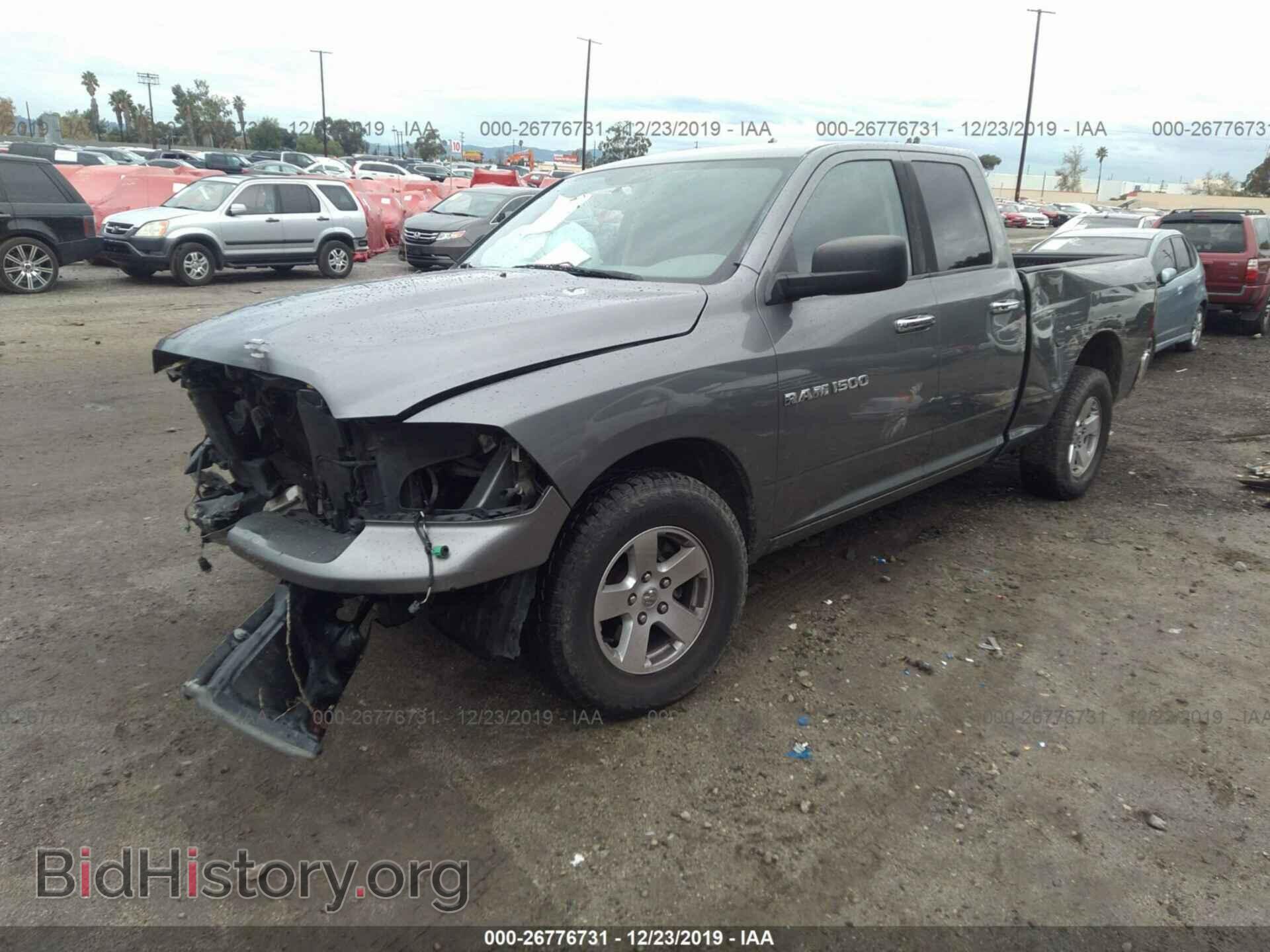 2011 DODGE RAM 1500 - VIN: 1D7RB1GP0BS577585 - Фото 2