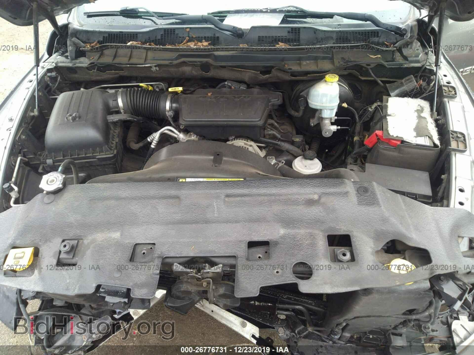 2011 DODGE RAM 1500 - VIN: 1D7RB1GP0BS577585 - Фото 10