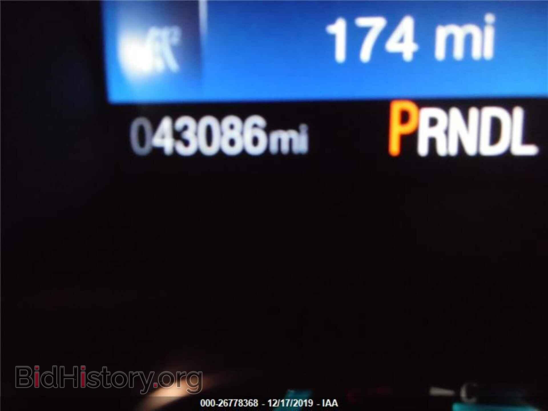 2018 Ford Focus - VIN: 1FADP3F25JL324106 - Фото 3