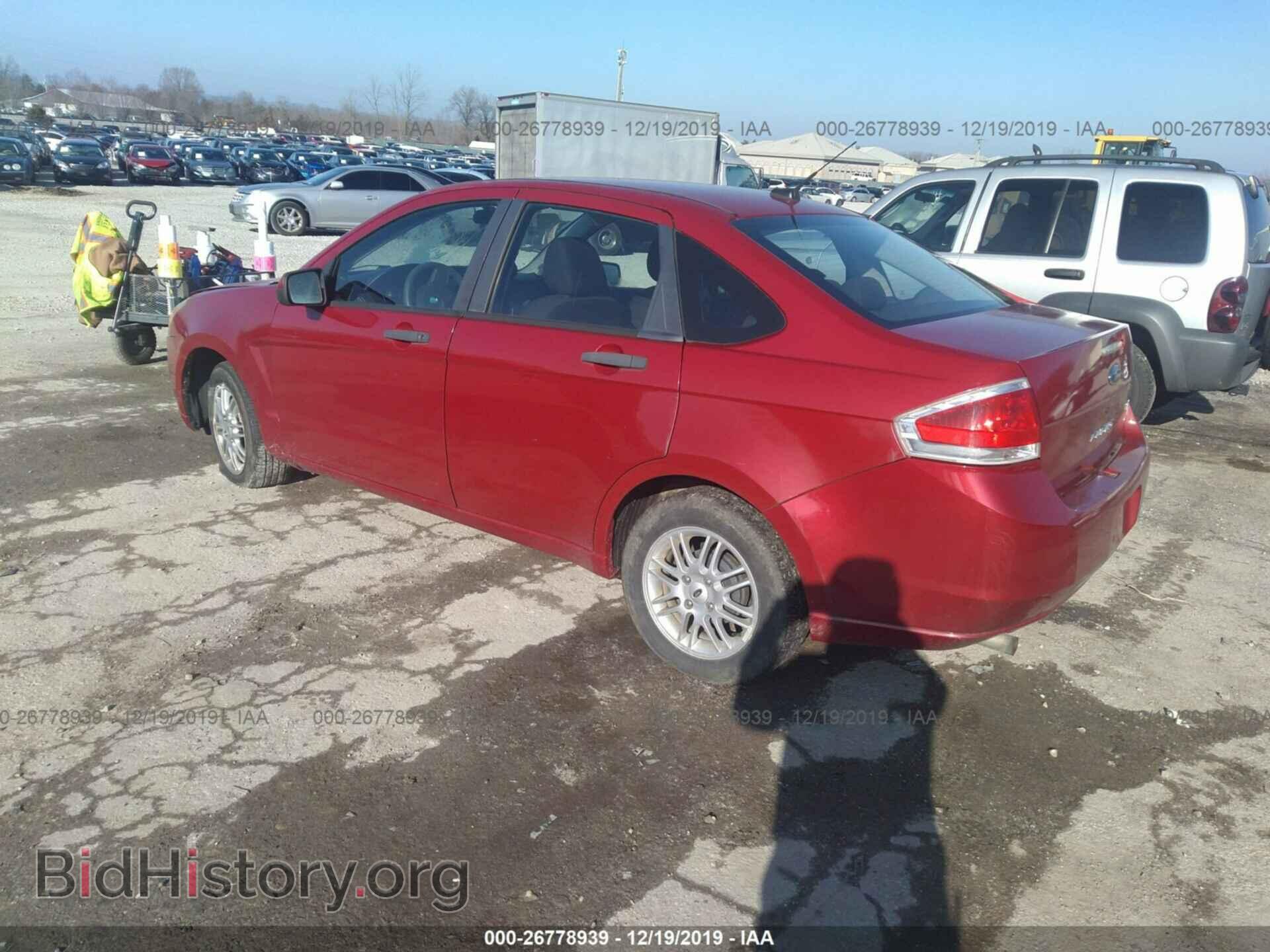 2009 FORD FOCUS - VIN: 1FAHP35N09W109675 - Фото 3
