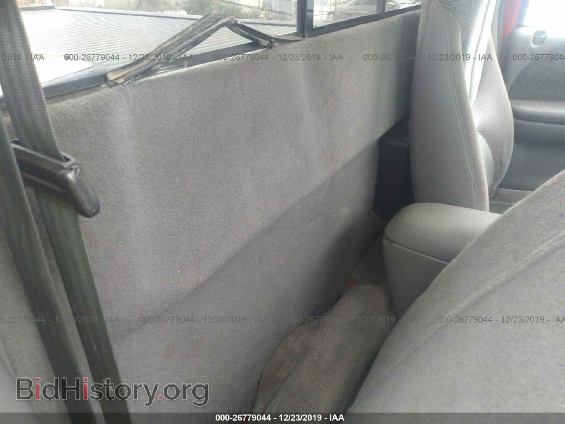 1998 DODGE DAKOTA - VIN: 1B7GL26Z3WS697782 - Фото 8