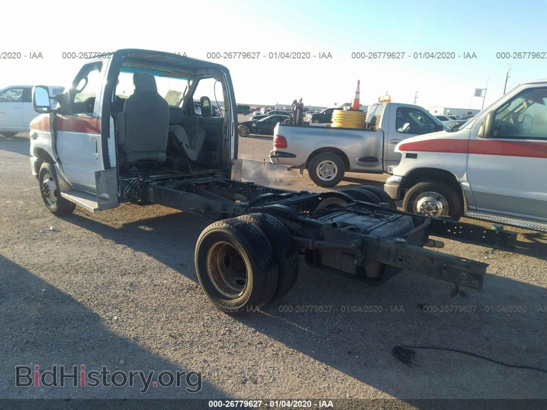 2010 FORD ECONOLINE - VIN: 1FDWE3FS9ADA48785 - Фото 3