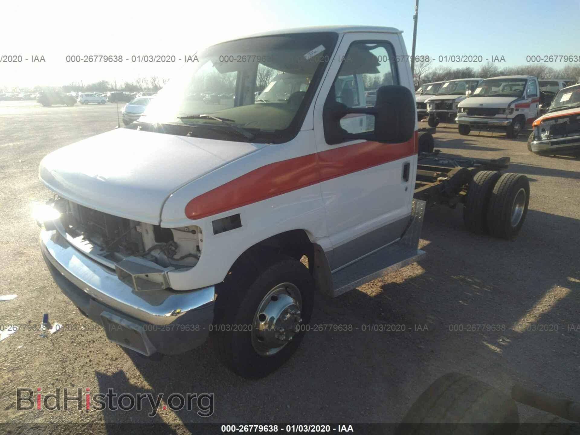 2007 FORD ECONOLINE - VIN: 1FDWE35PX7DA85141 - Фото 2