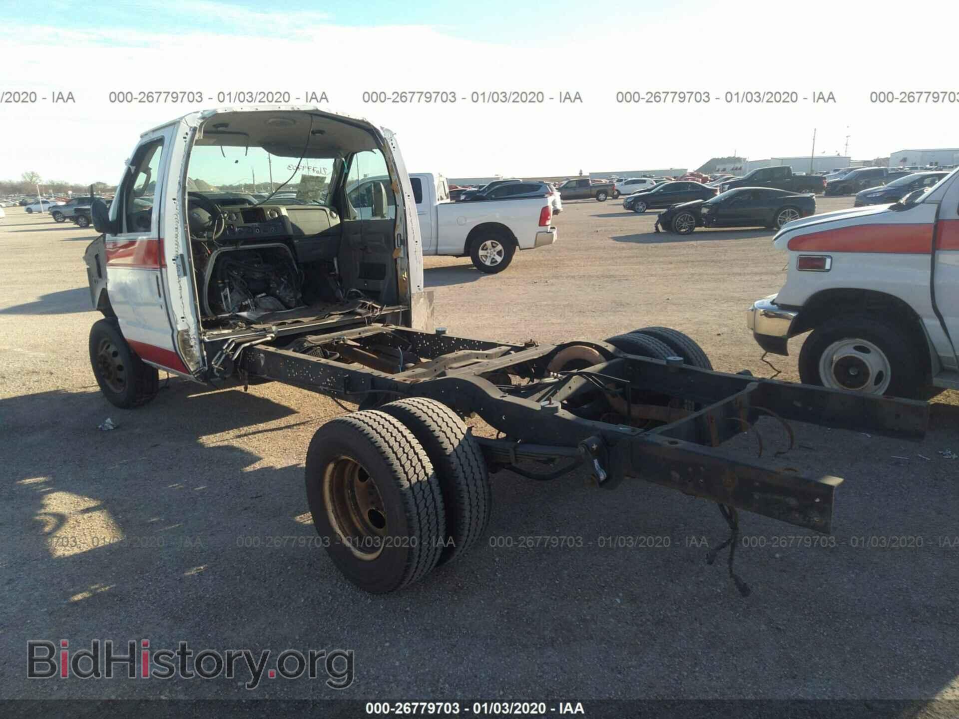 2011 FORD ECONOLINE - VIN: 1FDWE3FS1BDA26135 - Фото 3