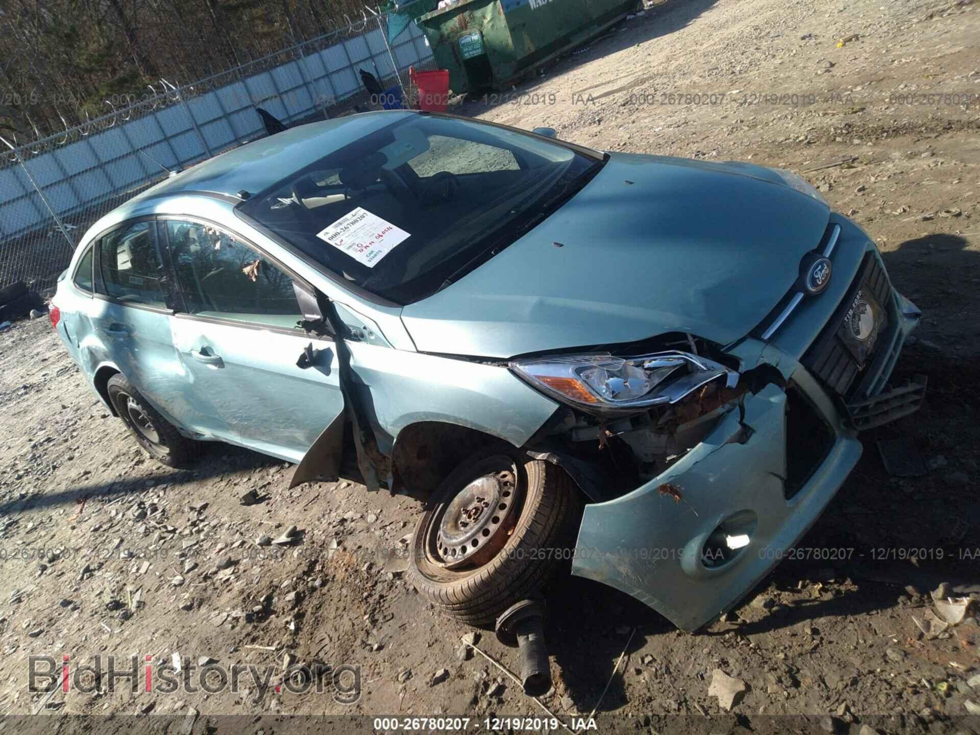 Photo 1FAHP3F21CL301586 - FORD FOCUS 2012
