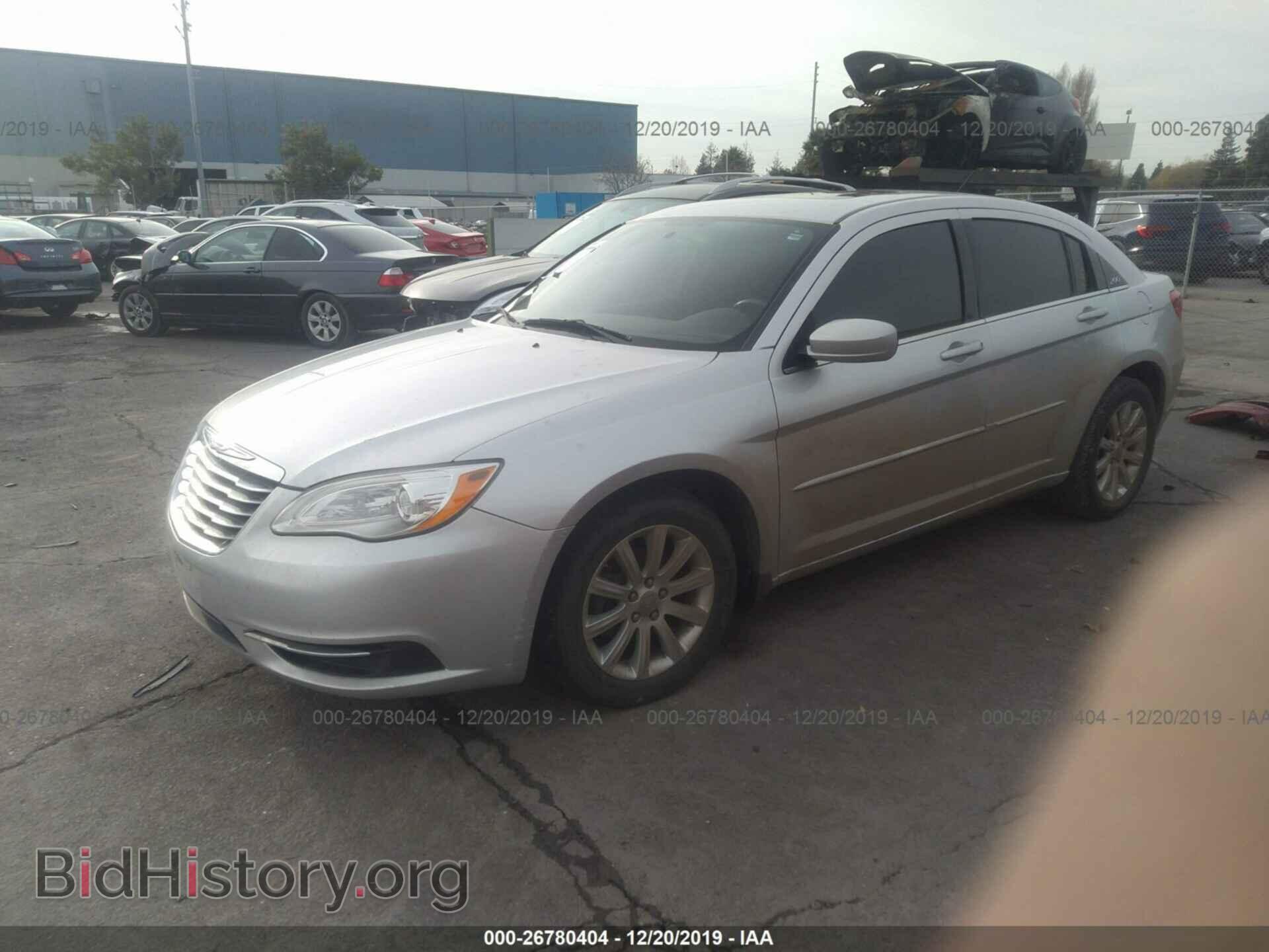 2012 CHRYSLER 200 - VIN: 1C3CCBBG7CN316839 - Фото 2