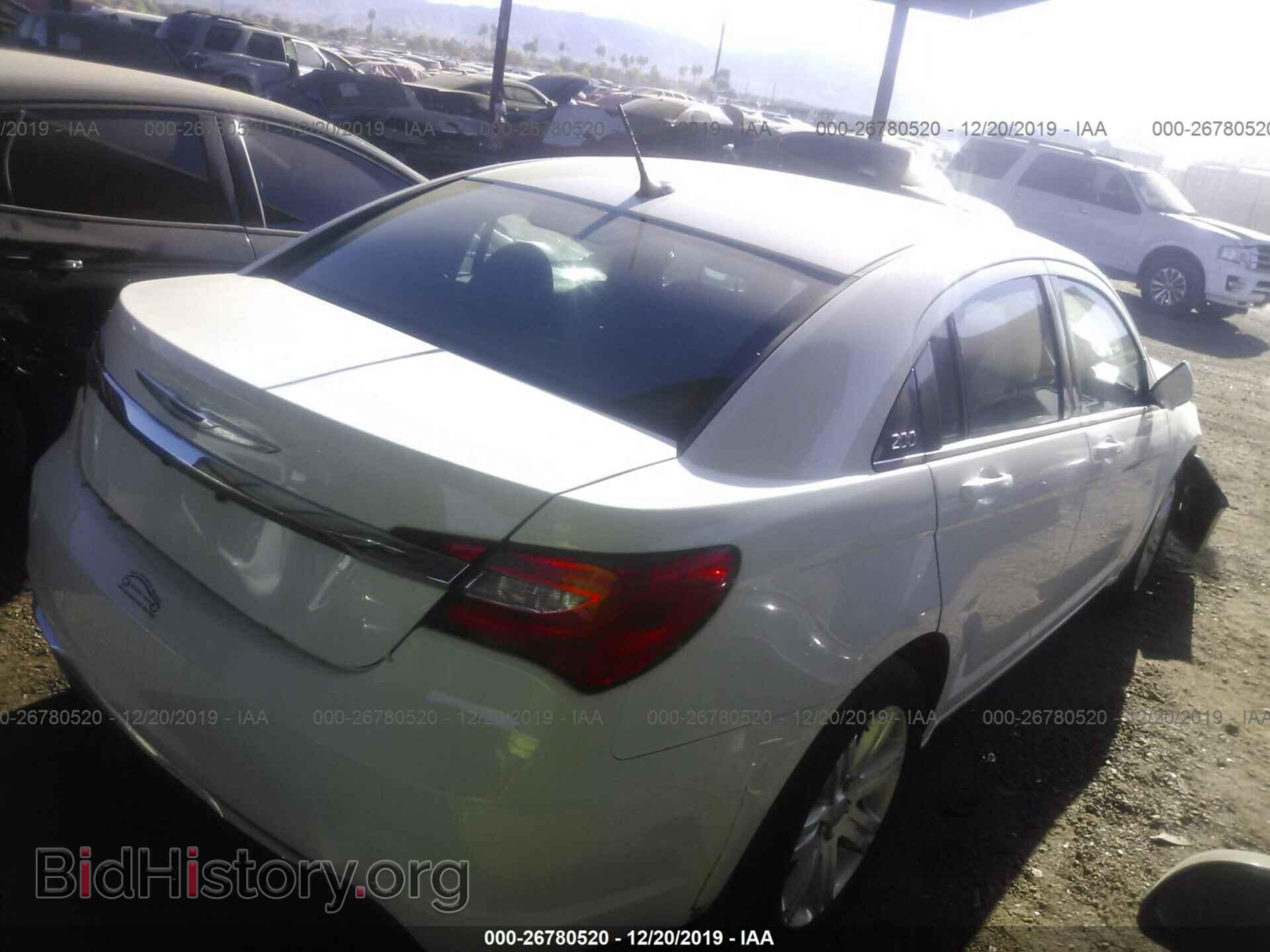 2013 CHRYSLER 200 - VIN: 1C3CCBAB7DN706136 - Фото 4