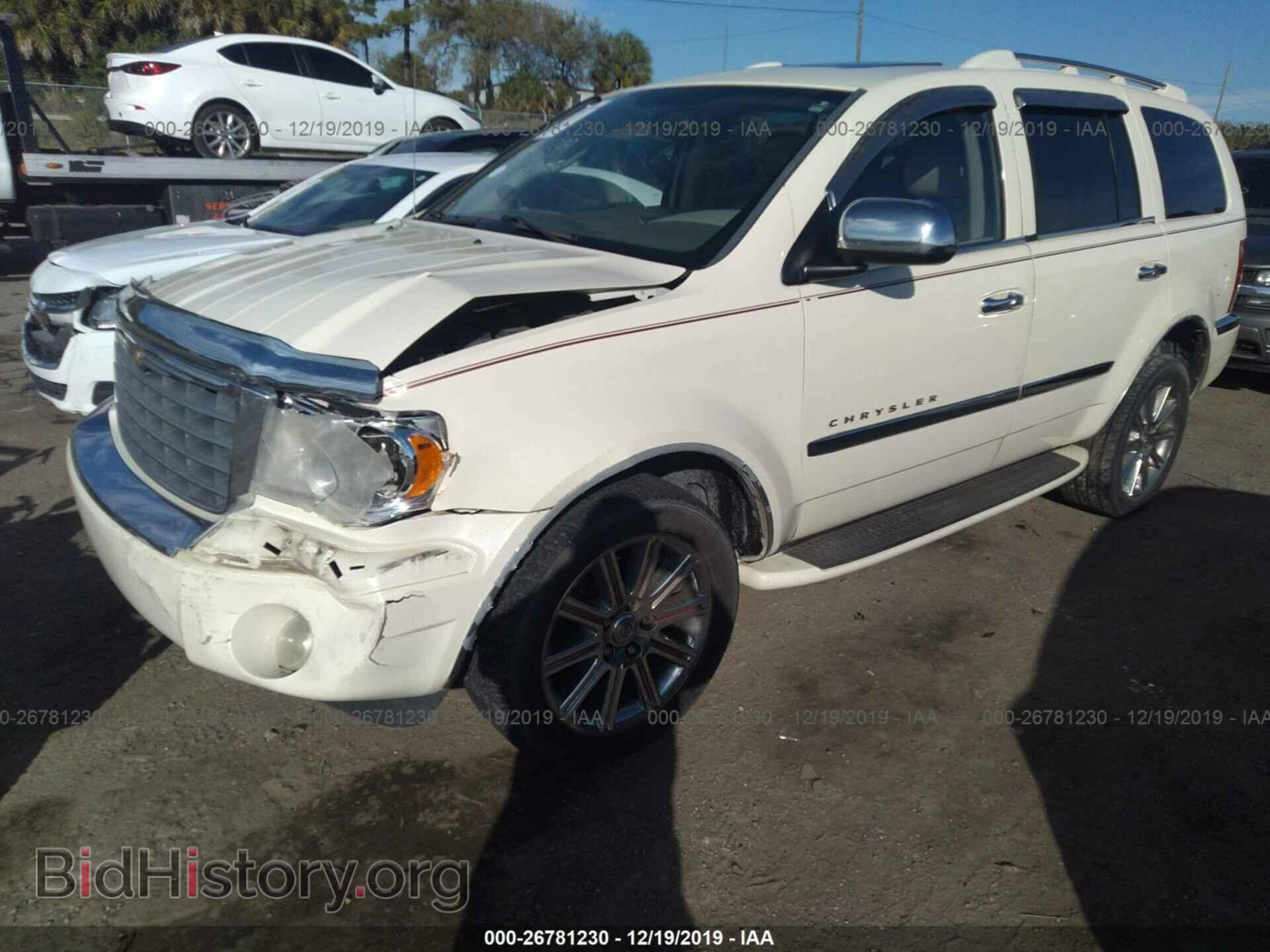 2009 CHRYSLER ASPEN - VIN: 1A8HX58T29F718436 - Фото 2