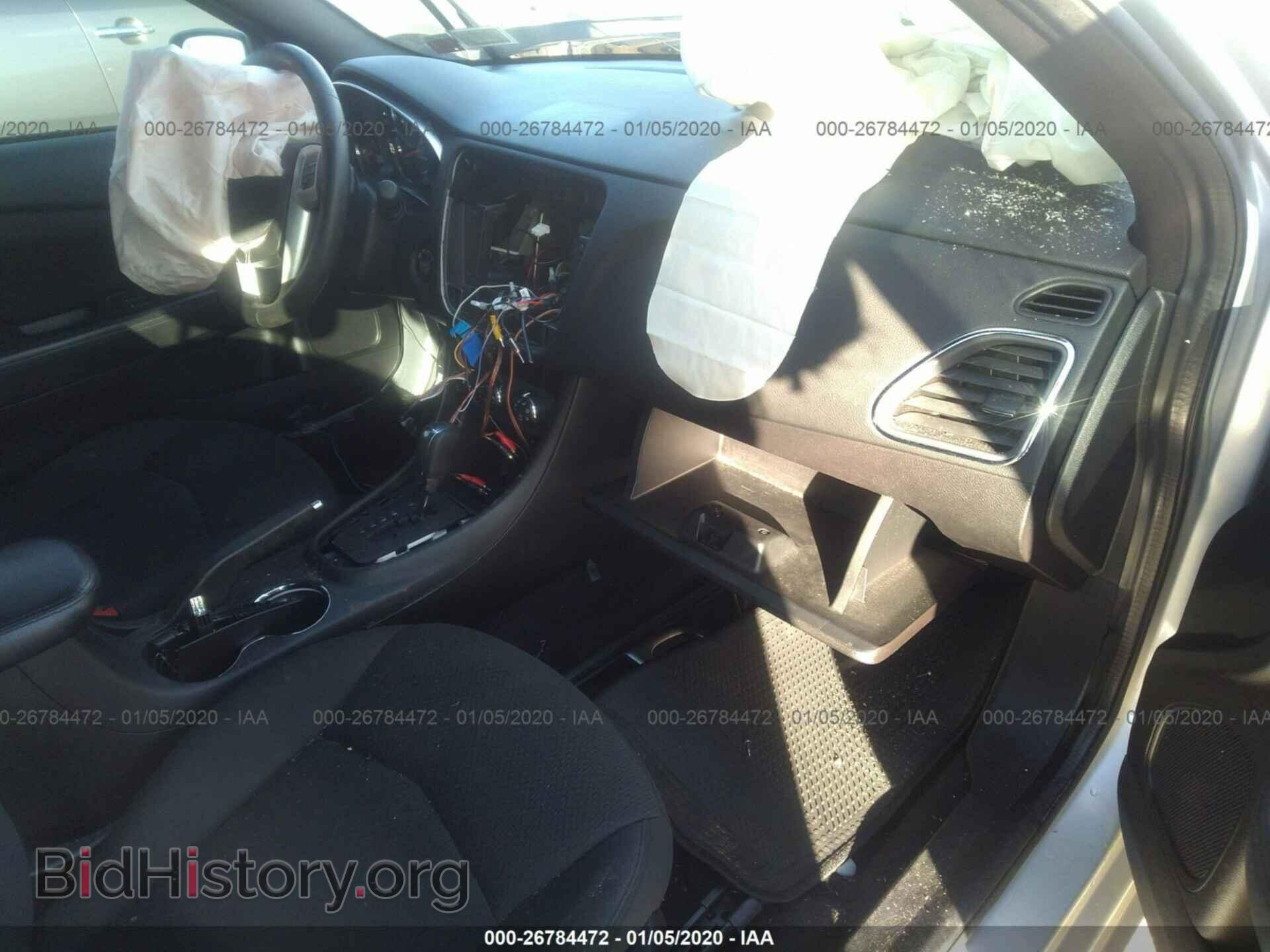 2011 CHRYSLER 200 - VIN: 1C3BC1FG4BN512090 - Фото 5
