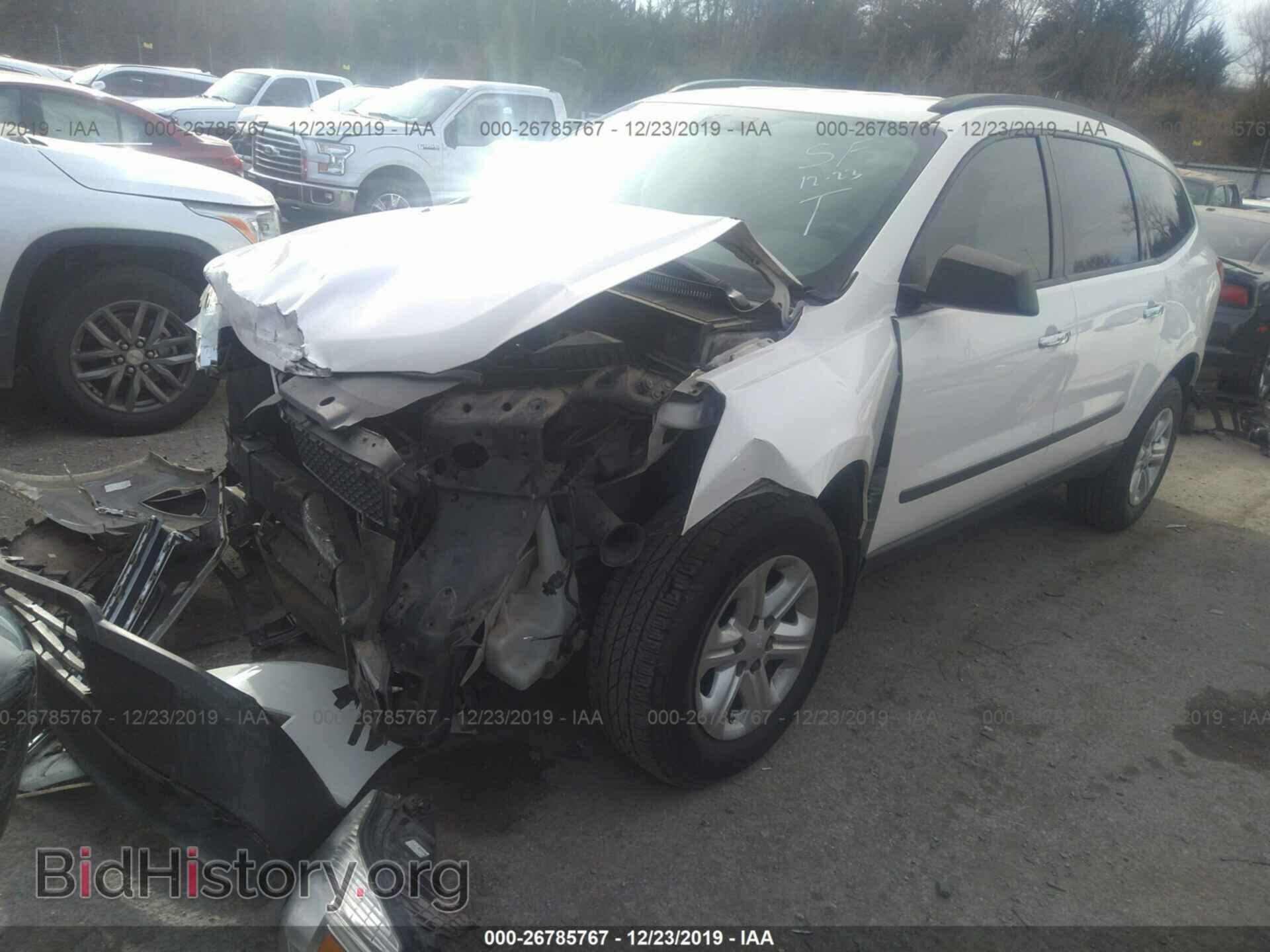 2012 CHEVROLET TRAVERSE - VIN: 1GNKRFED4CJ161213 - Фото 2