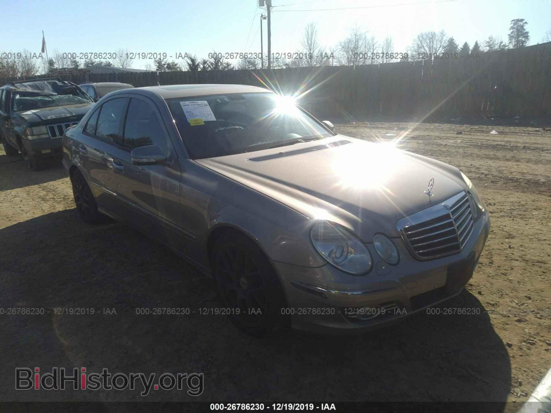 Photo WDBUF56X07B028363 - MERCEDES-BENZ E 2007
