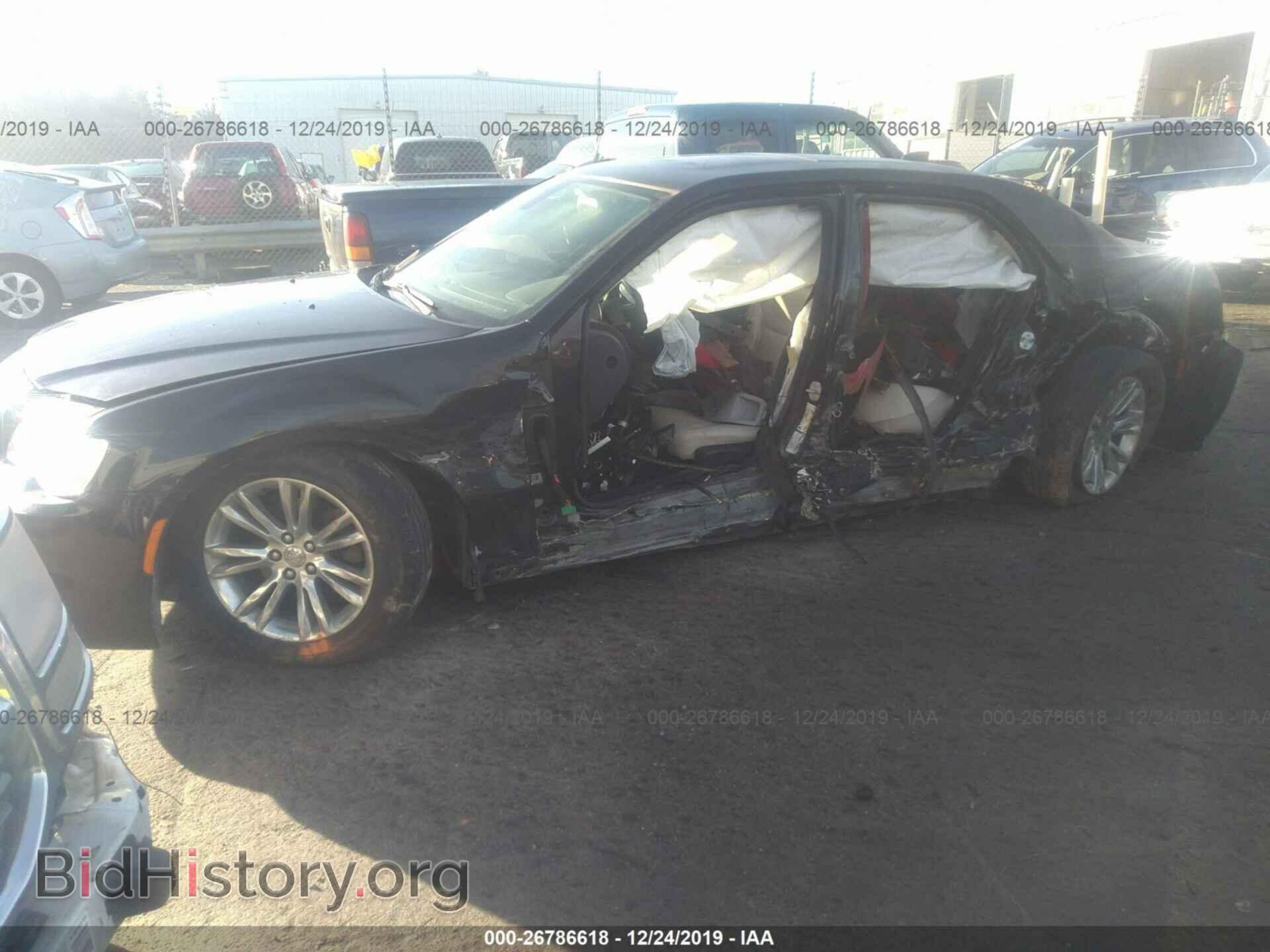 2016 CHRYSLER 300C - VIN: 2C3CCAEGXGH238383 - Фото 2