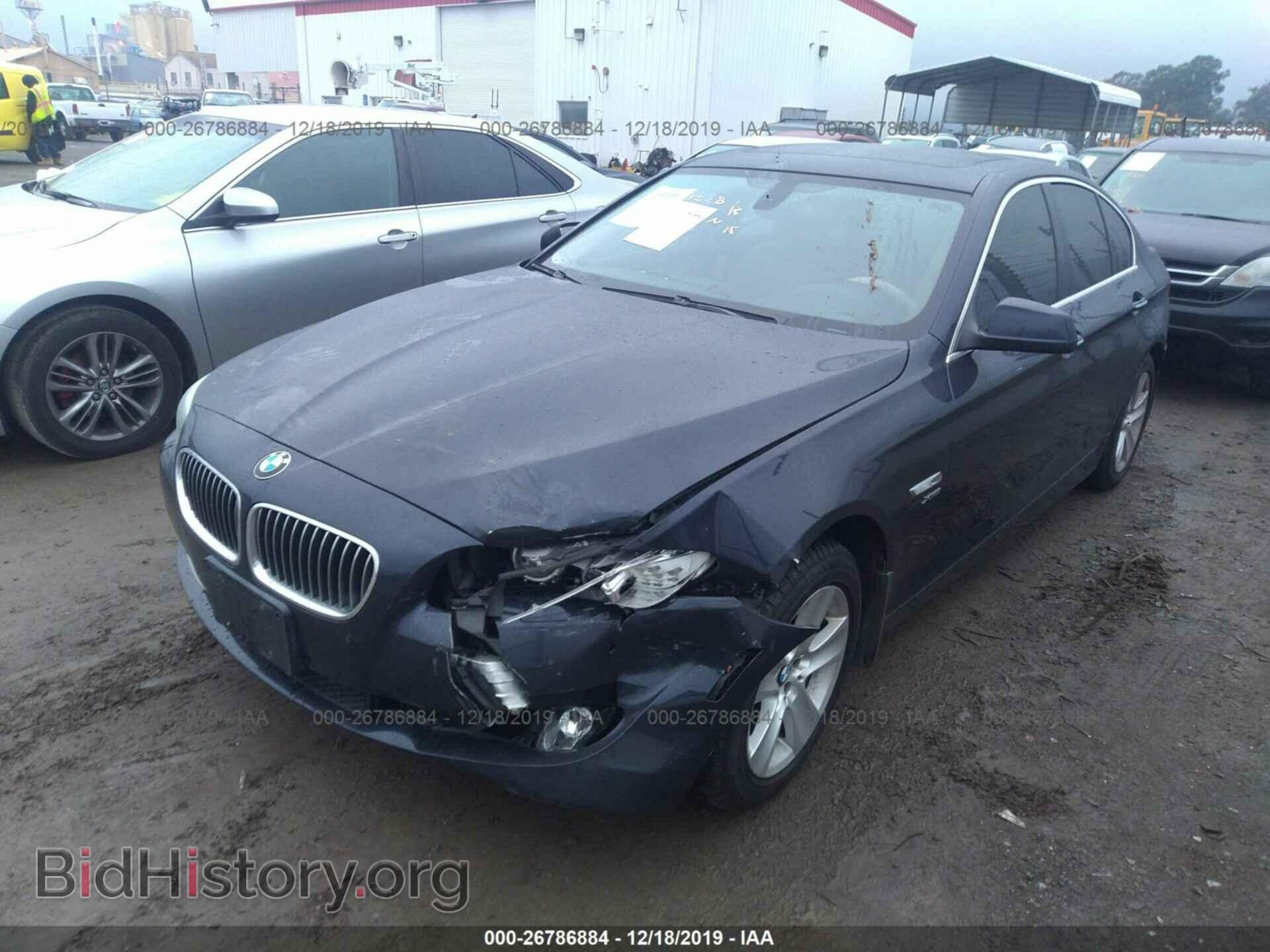 2012 BMW 528 - VIN: WBAXH5C52CDW02159 - Фото 2