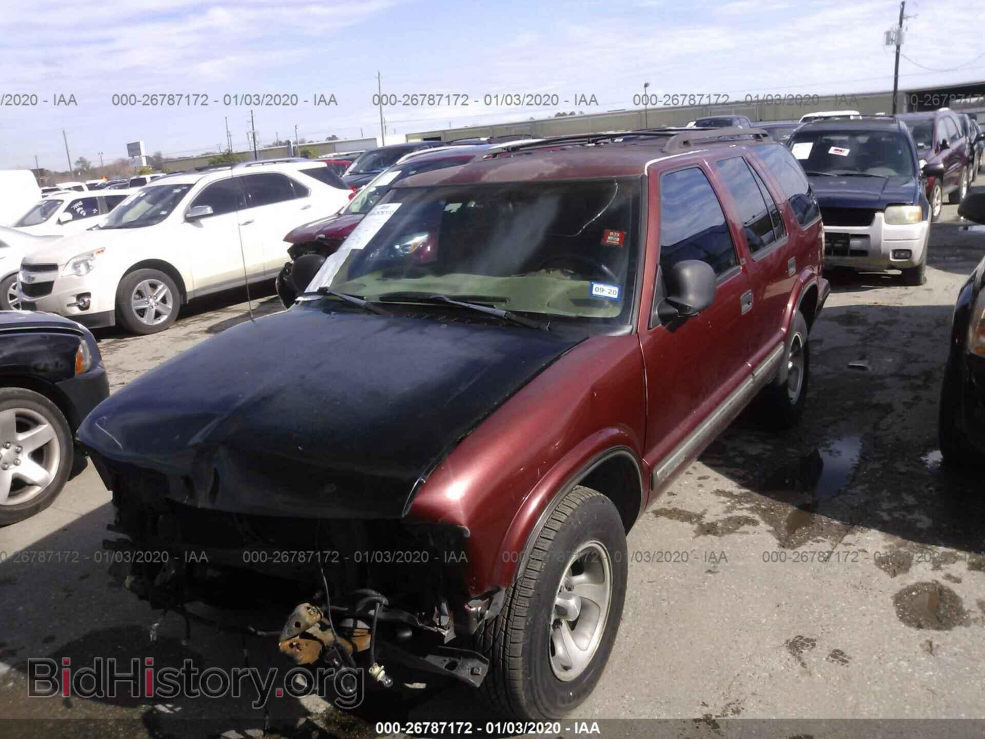 1998 CHEVROLET BLAZER - VIN: 1GNCS13W3W2272012 - Фото 2