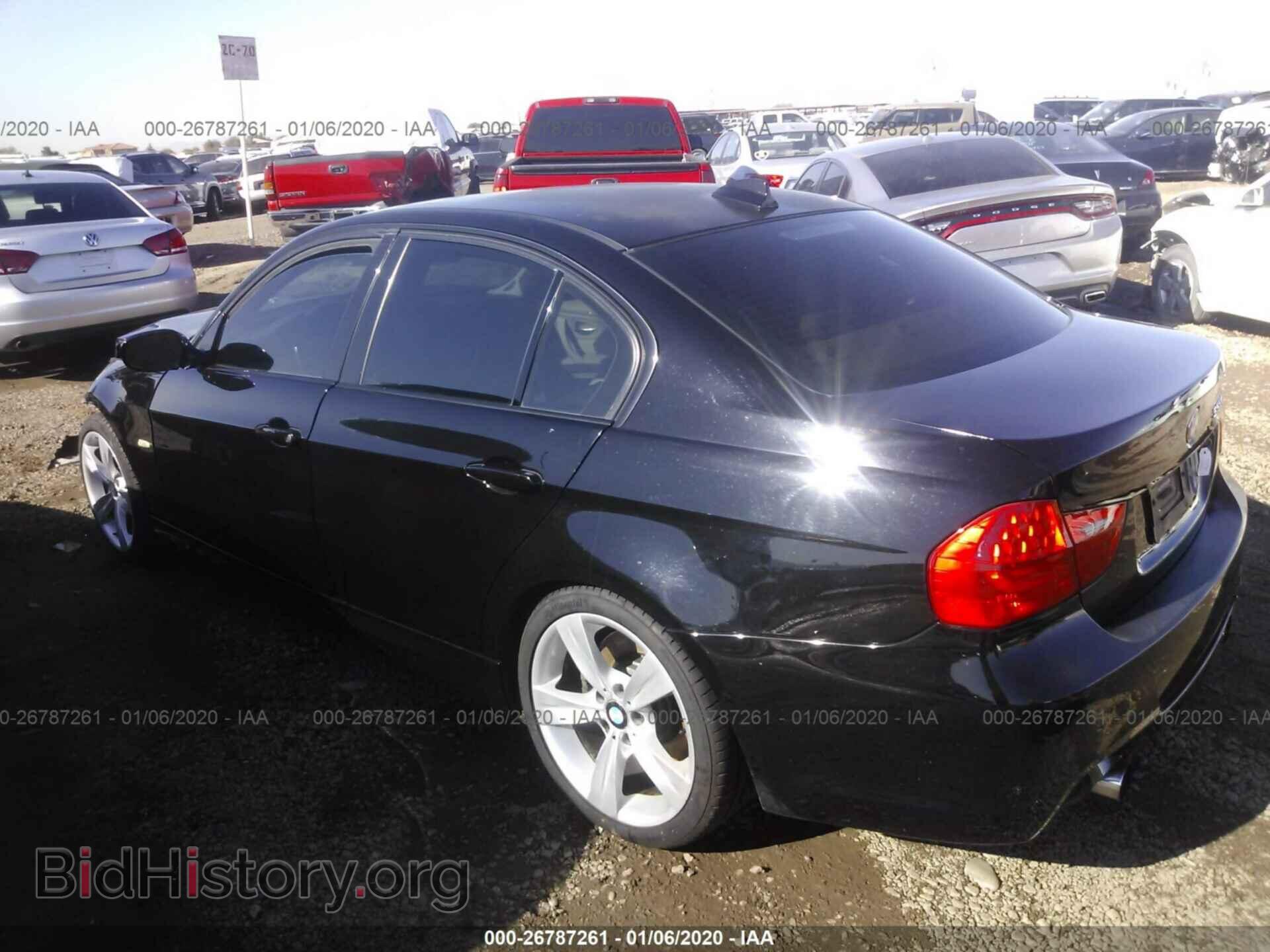 2009 BMW 335 - VIN: WBAPM73539E191879 - Фото 3