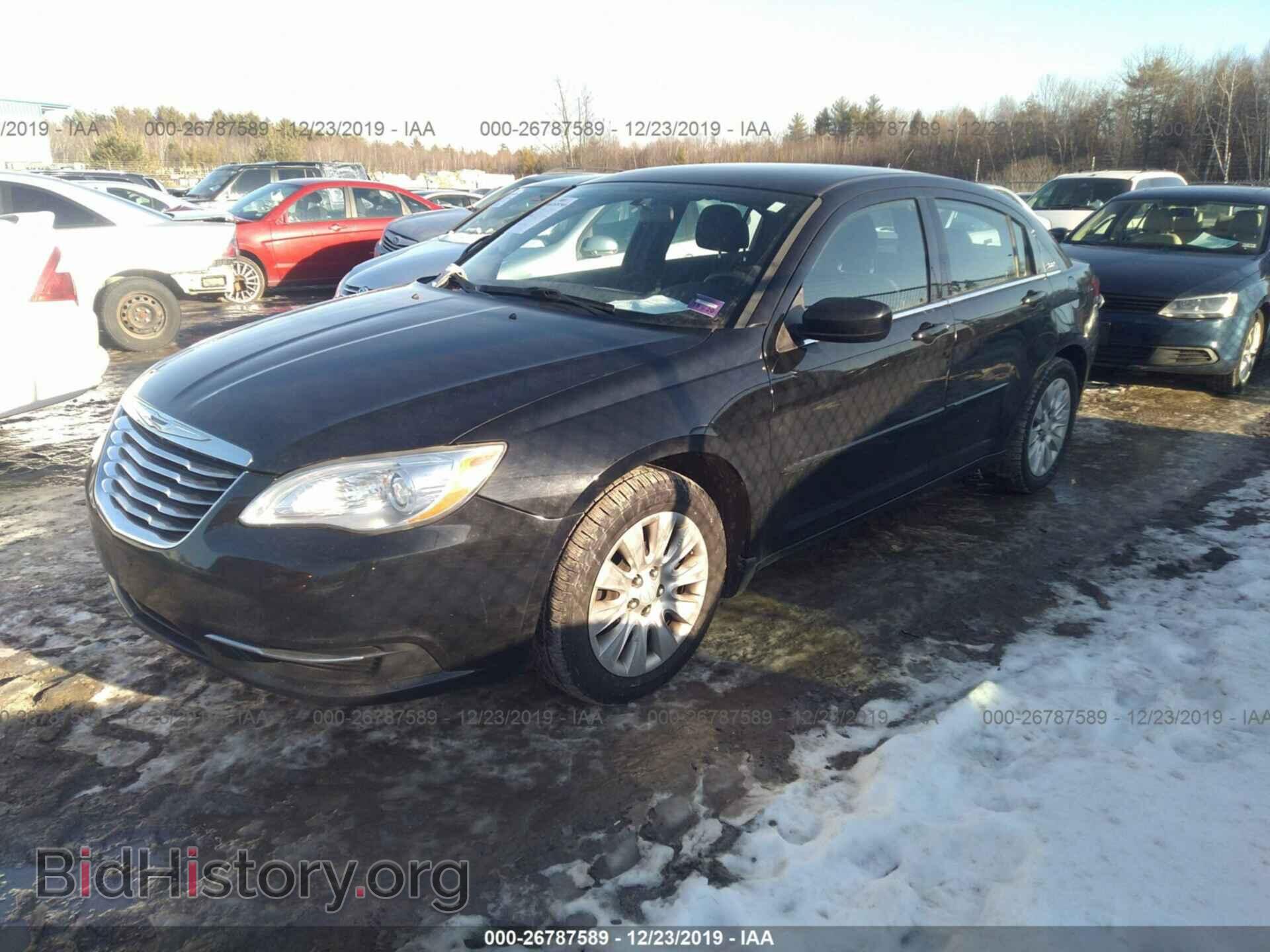 2012 CHRYSLER 200 - VIN: 1C3CCBAB9CN208387 - Фото 2