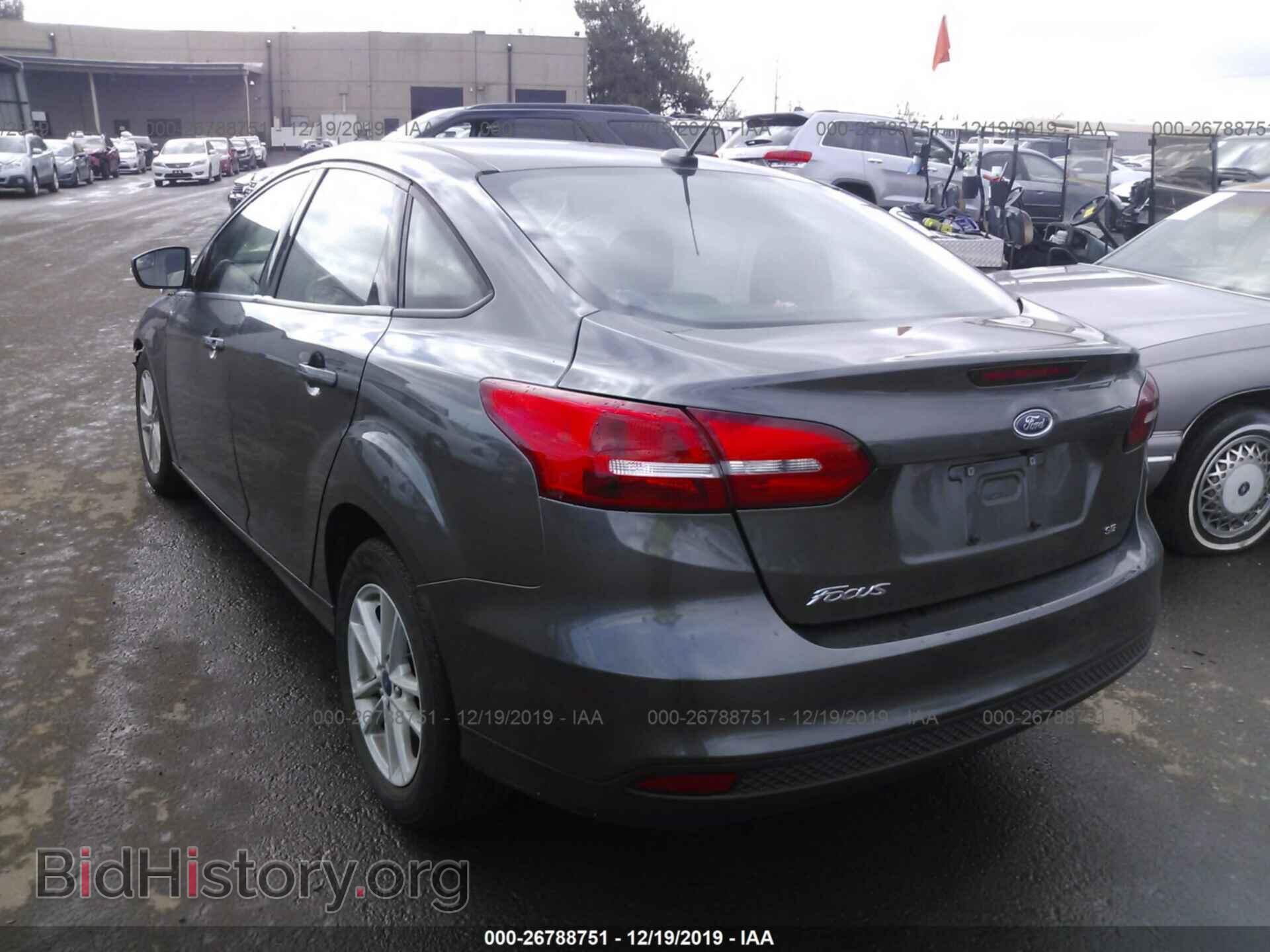 2017 FORD FOCUS - VIN: 1FADP3F2XHL206613 - Фото 3