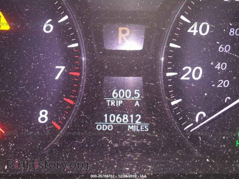 2011 Lexus LS (VIN JTHGL5EF0B5041734) — photo 7 of 10
