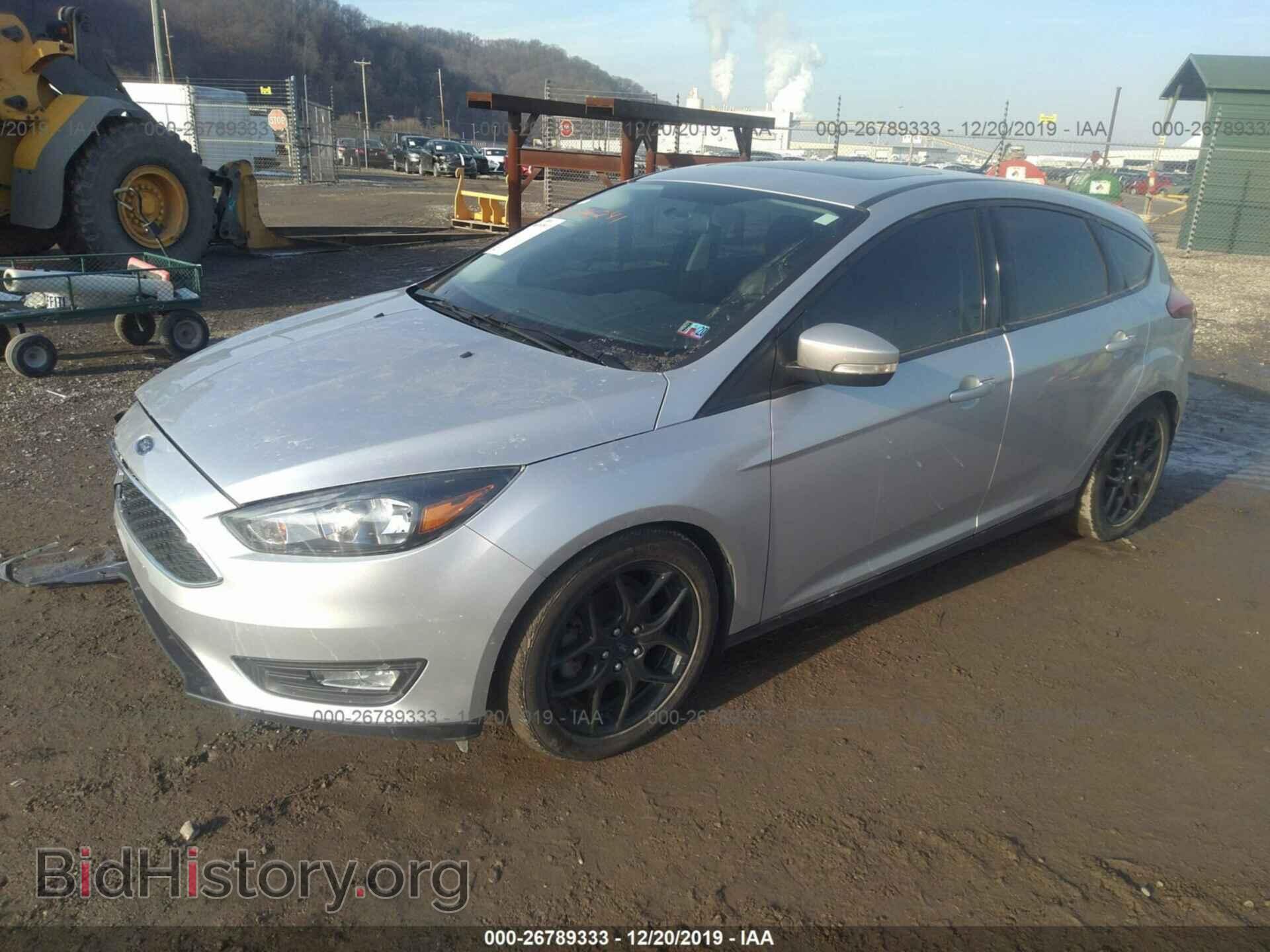 2016 Ford Focus - VIN: 1FADP3K29GL333096 - Фото 2