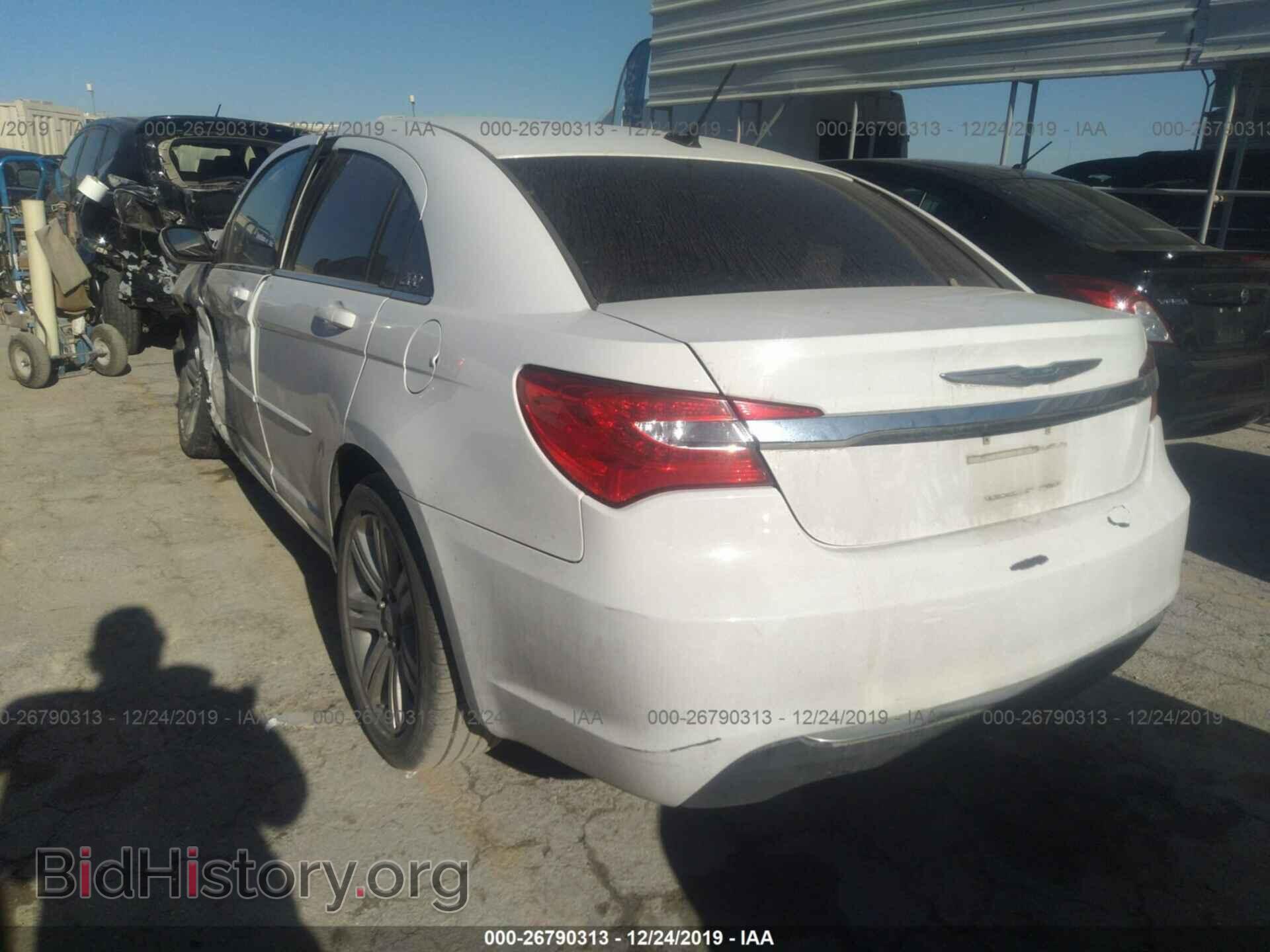 2012 CHRYSLER 200 - VIN: 1C3CCBAB2CN317273 - Фото 3