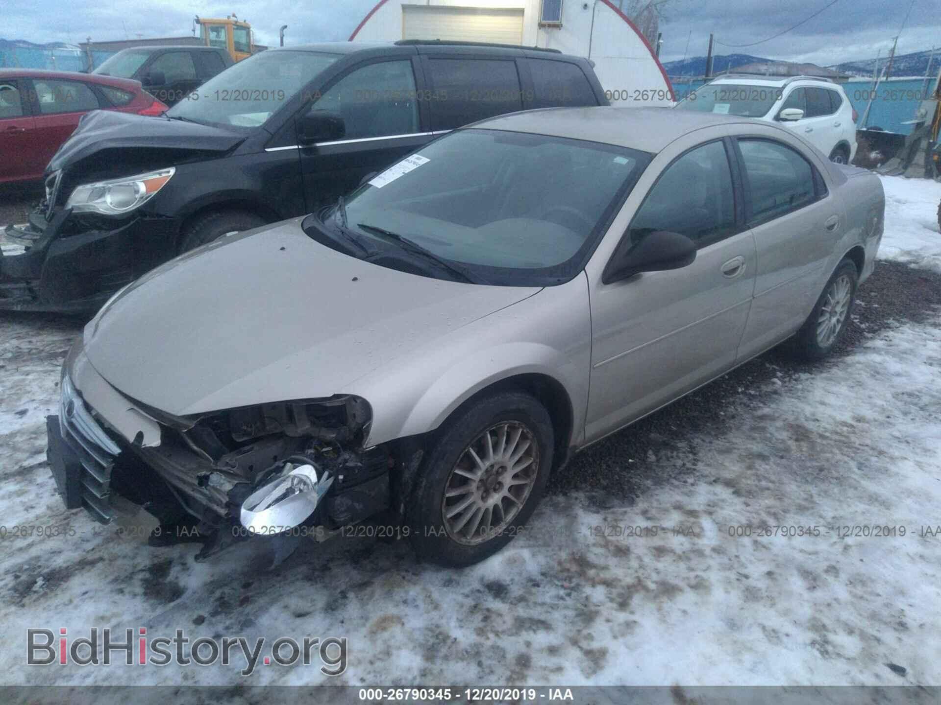 2004 CHRYSLER SEBRING - VIN: 1C3EL56RX4N252187 - Фото 2