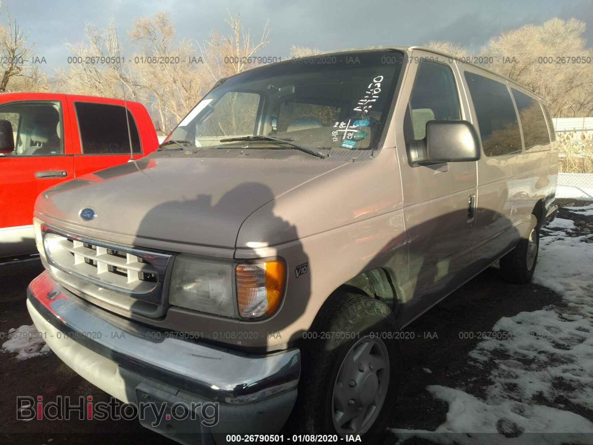 2002 FORD ECONOLINE - VIN: 1FBSS31S92HA41630 - Фото 2