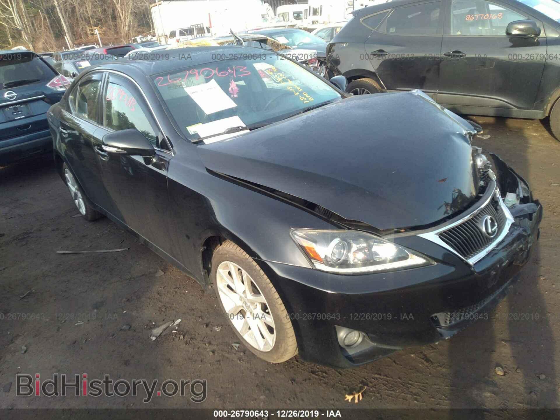 Photo JTHCF5C28B5050171 - LEXUS IS 2011