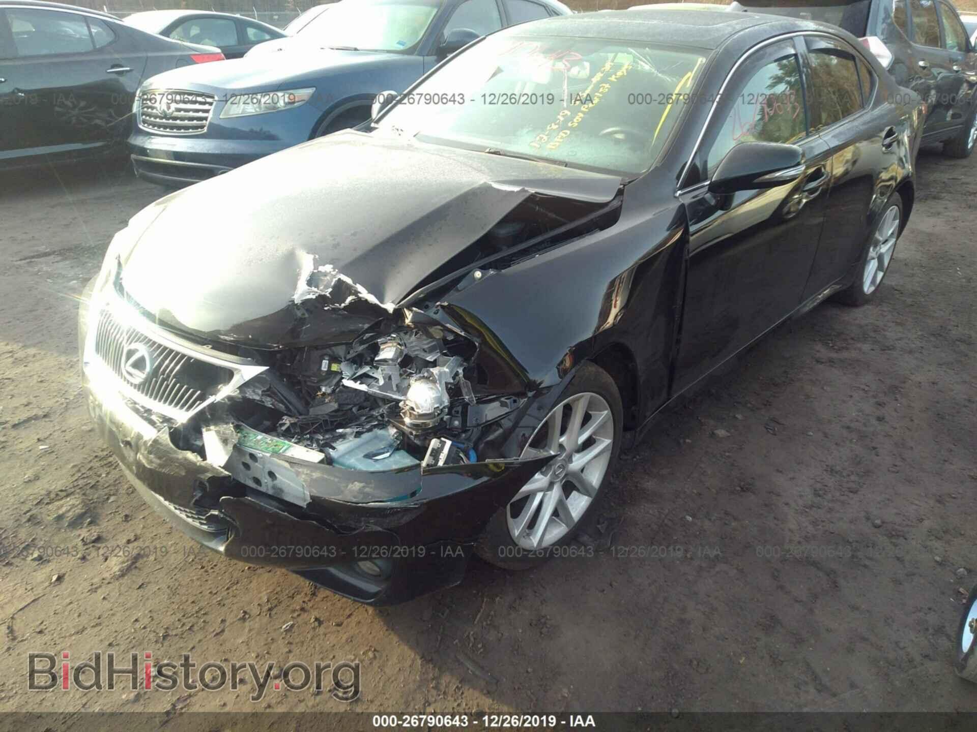 2011 LEXUS IS - VIN: JTHCF5C28B5050171 - Photo 2