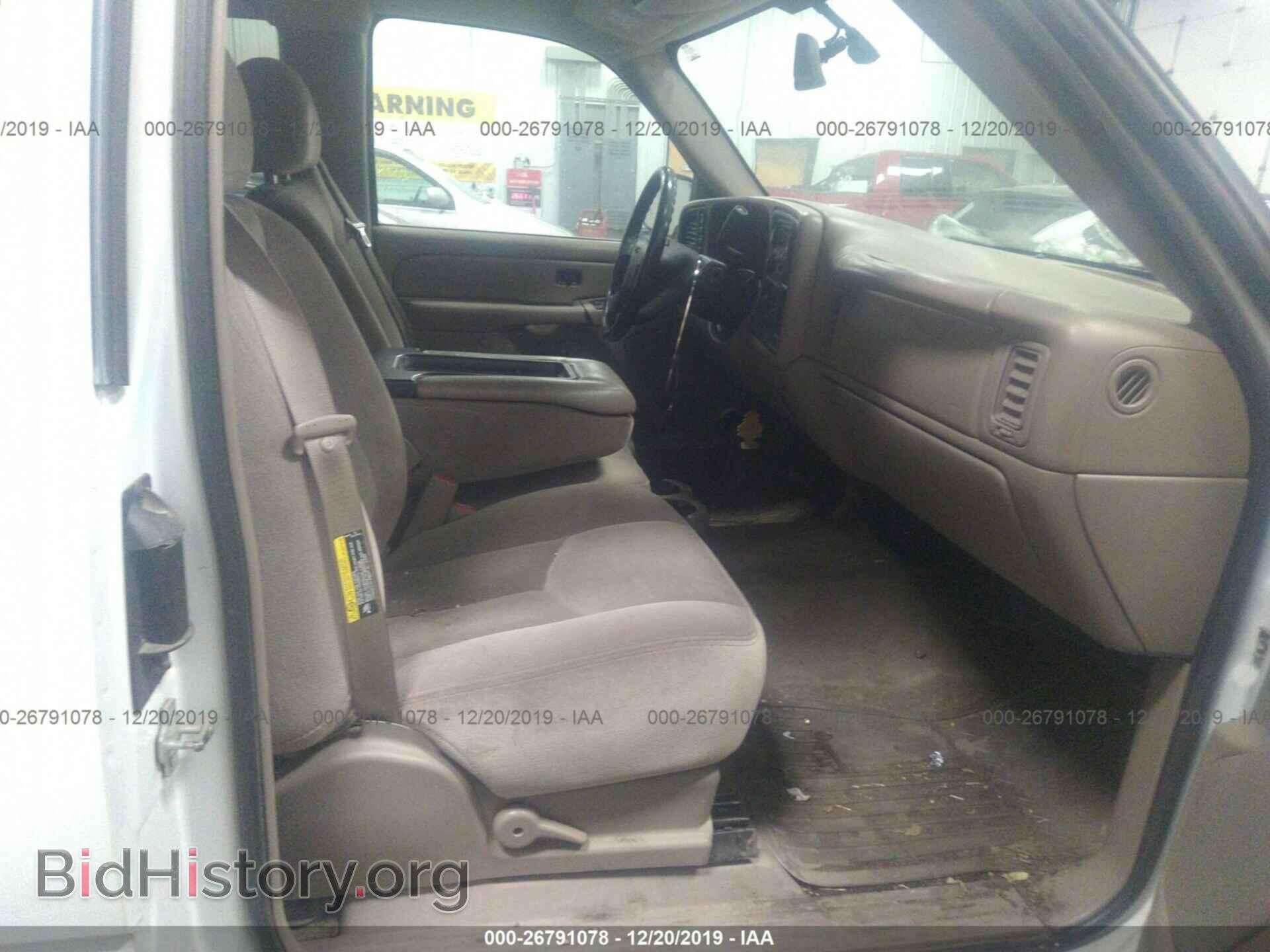 2005 GMC NEW SIERRA - VIN: 2GTEK19B251228670 - Фото 5