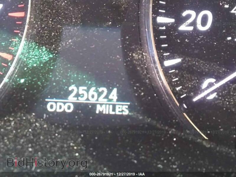 2010 Lexus LS (VIN JTHBL5EF3A5097675) — photo 7 of 11