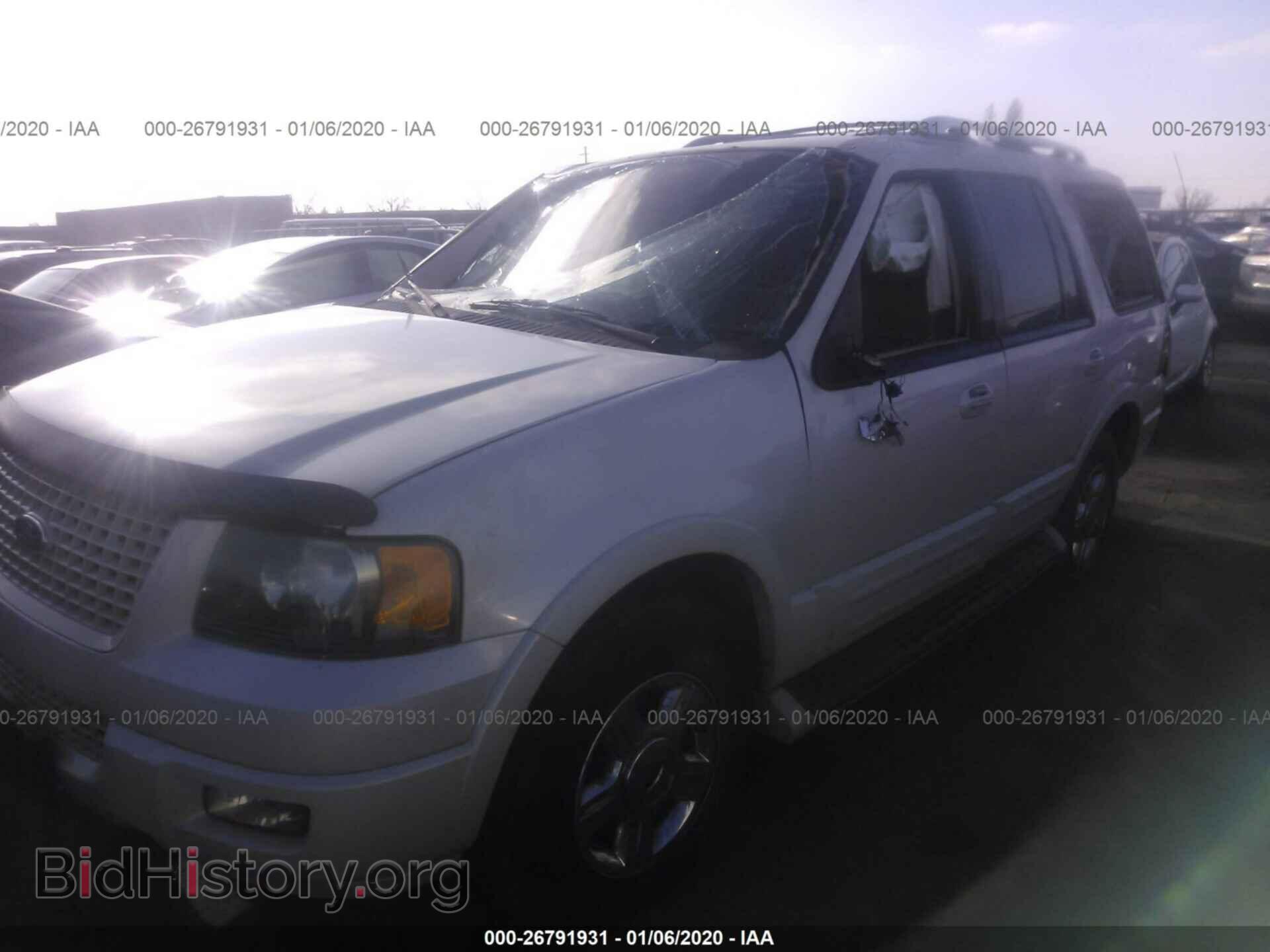 2005 FORD EXPEDITION - VIN: 1FMFU20525LB08465 - Фото 2