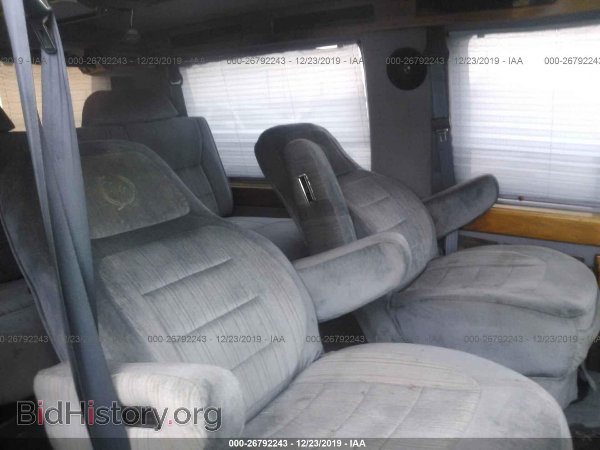 1993 Ford Econoline - VIN: 1FDEE14H8PHA40640 - Photo 8
