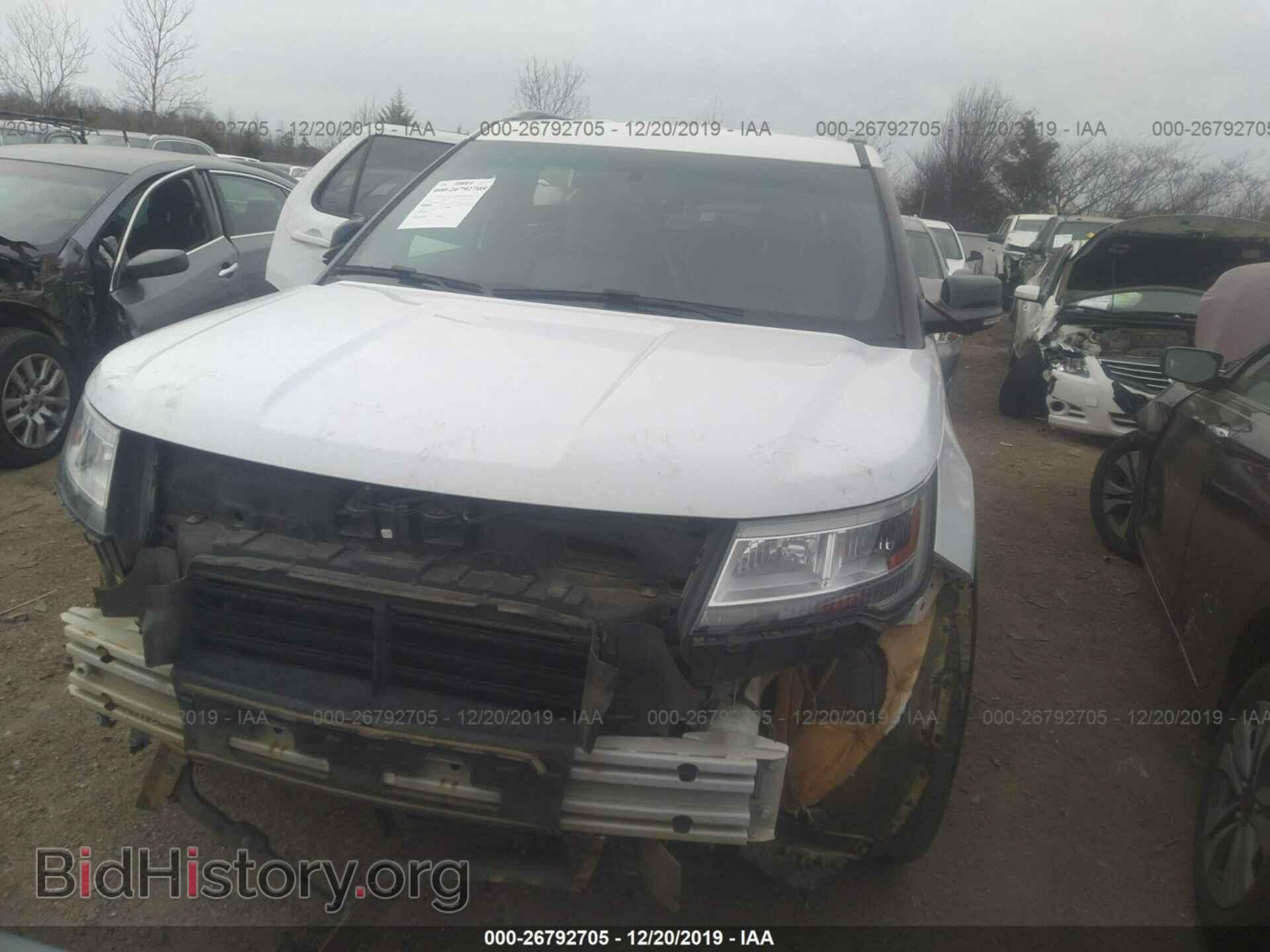 2017 Ford Explorer - VIN: 1FM5K8D86HGB41328 - Photo 6