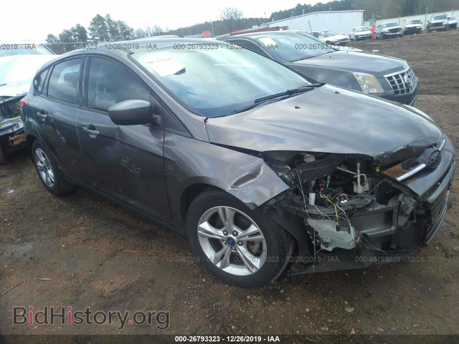 Photo 1FAHP3K29CL352579 - FORD FOCUS 2012
