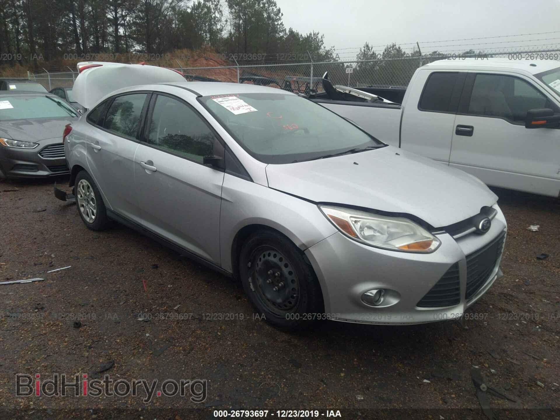 Photo 1FAHP3F28CL360425 - FORD FOCUS 2012
