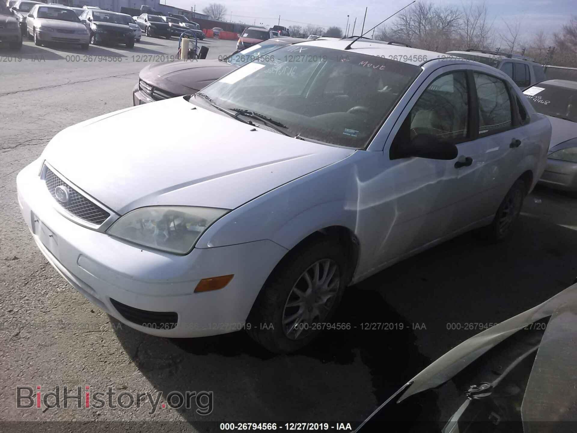 2007 FORD FOCUS - VIN: 1FAFP34N27W155403 - Фото 2